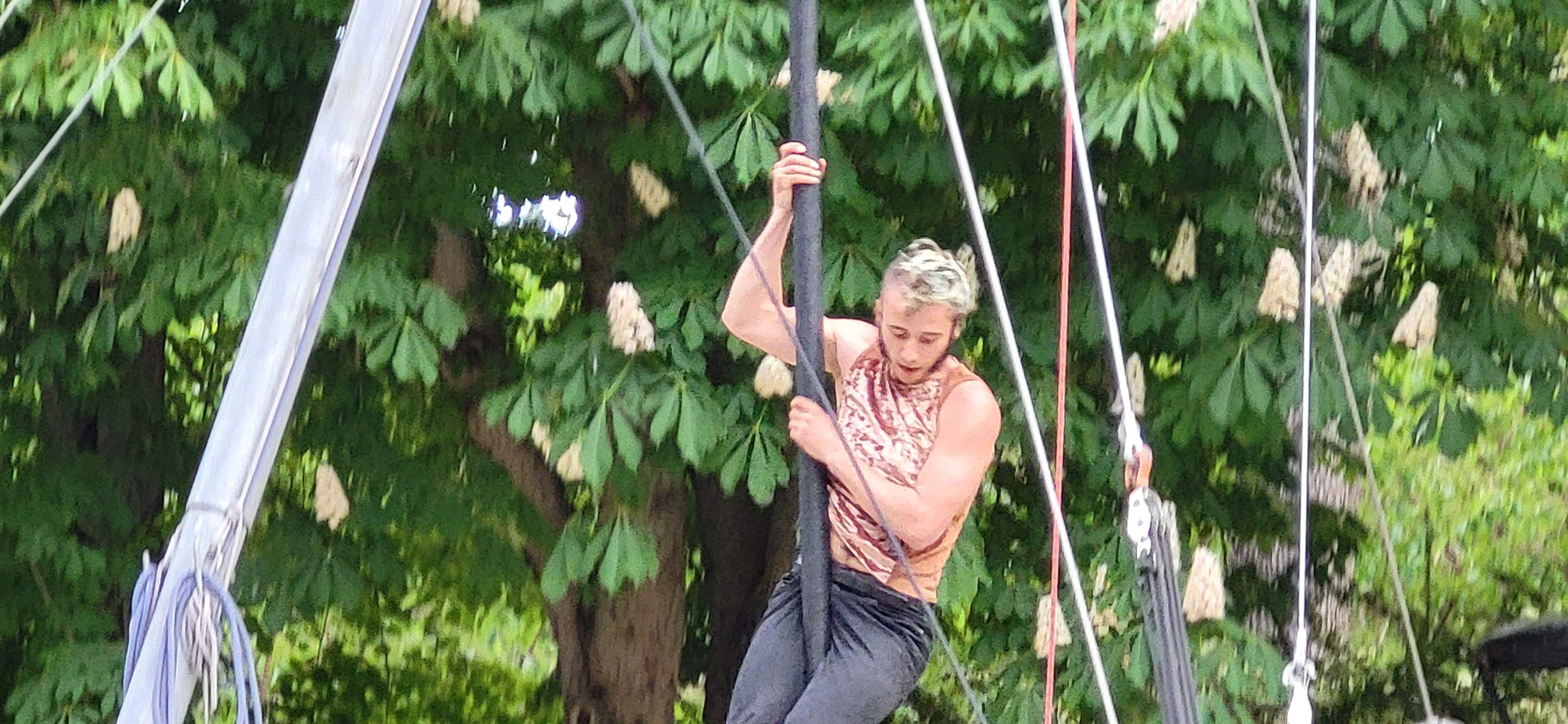 Caminando por las Nubes en Huesca. Foto Javier García Antón