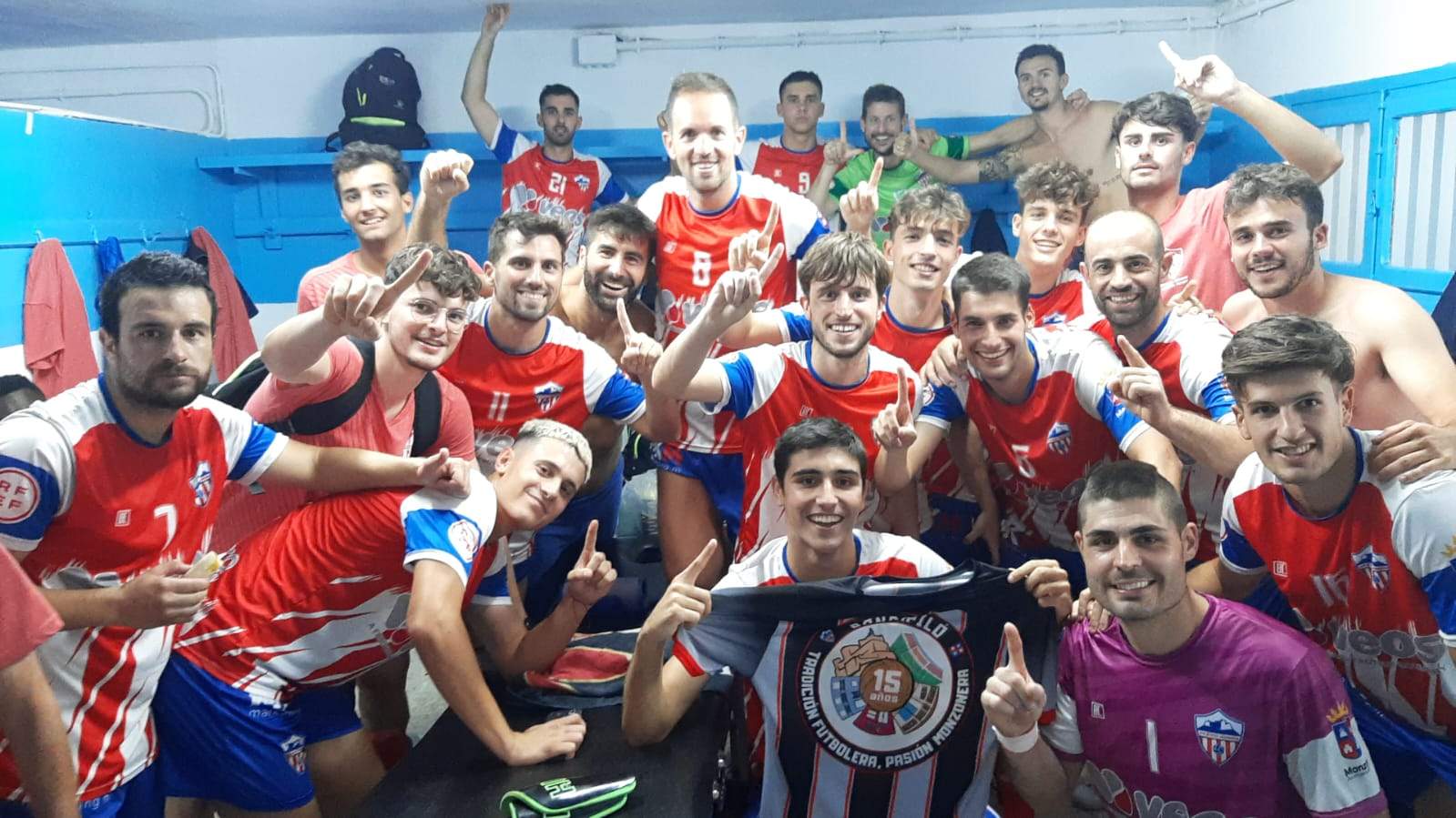 El vestuario del Monzón, eufórico.