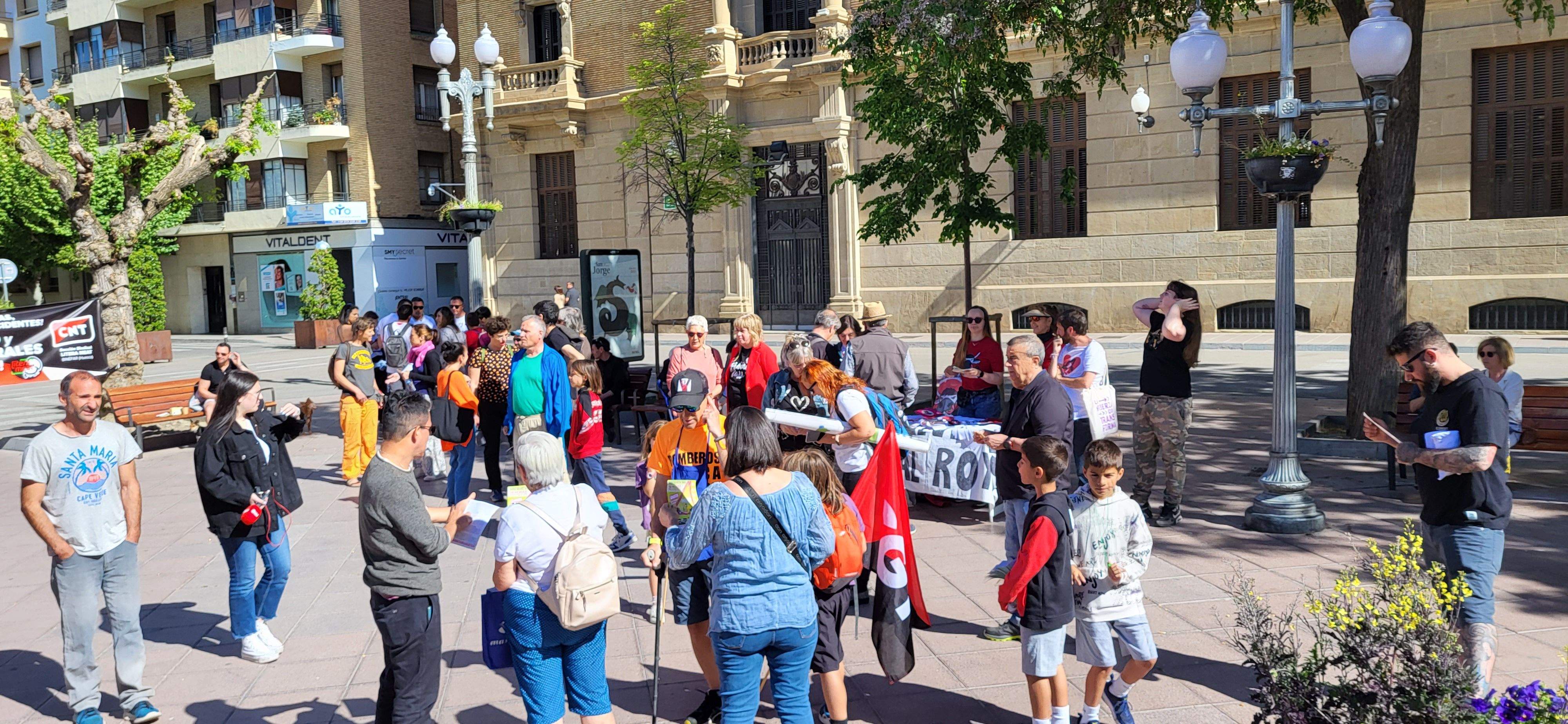 Concentración de CNT y CGT en el Primero de Mayo en Huesca. Foto: Mercedes Manterola