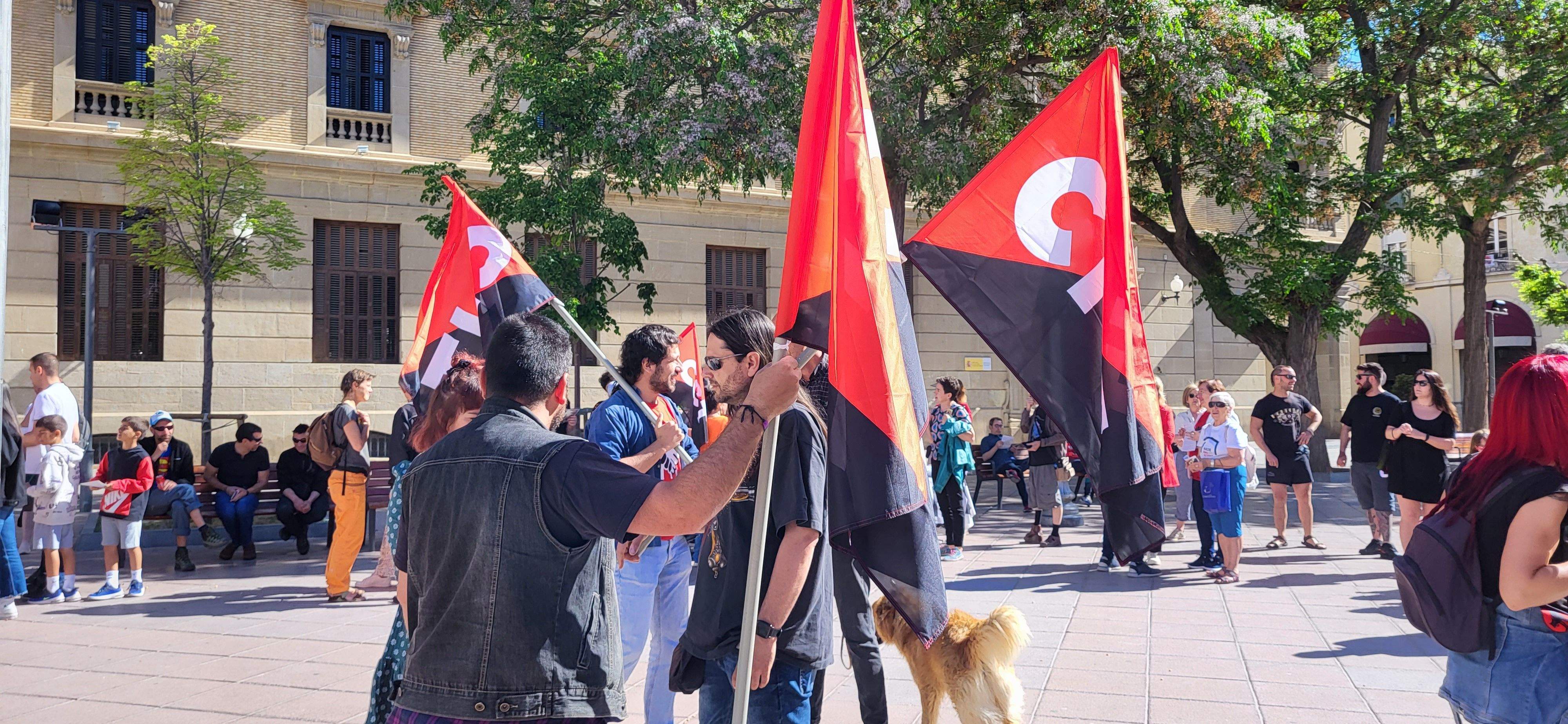 Concentración de CNT y CGT en el Primero de Mayo en Huesca. Foto: Mercedes Manterola