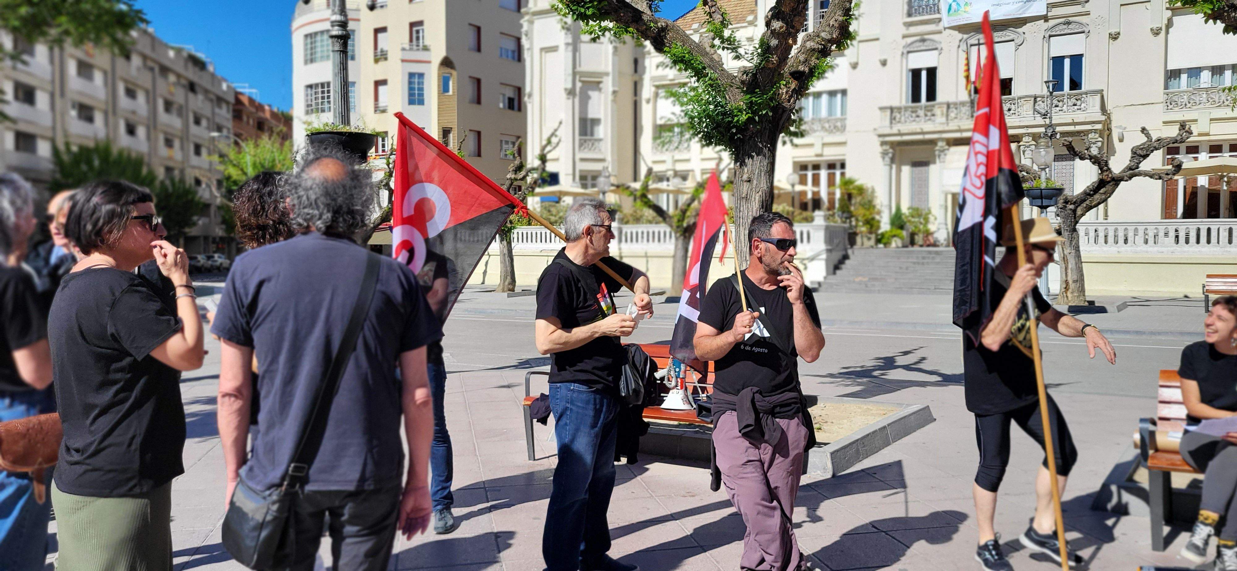 Concentración de CNT y CGT en el Primero de Mayo en Huesca. Foto: Mercedes Manterola
