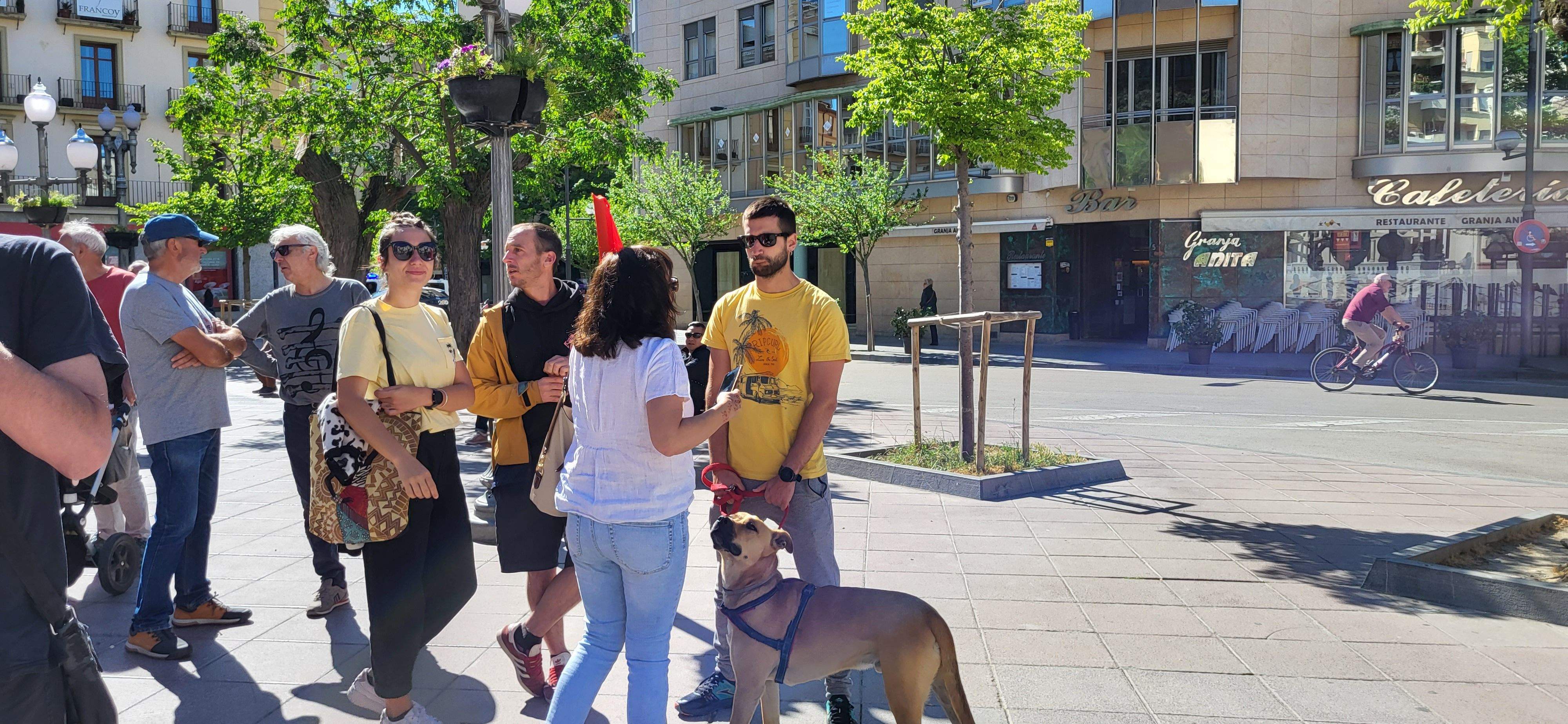 Concentración de CNT y CGT en el Primero de Mayo en Huesca. Foto: Mercedes Manterola