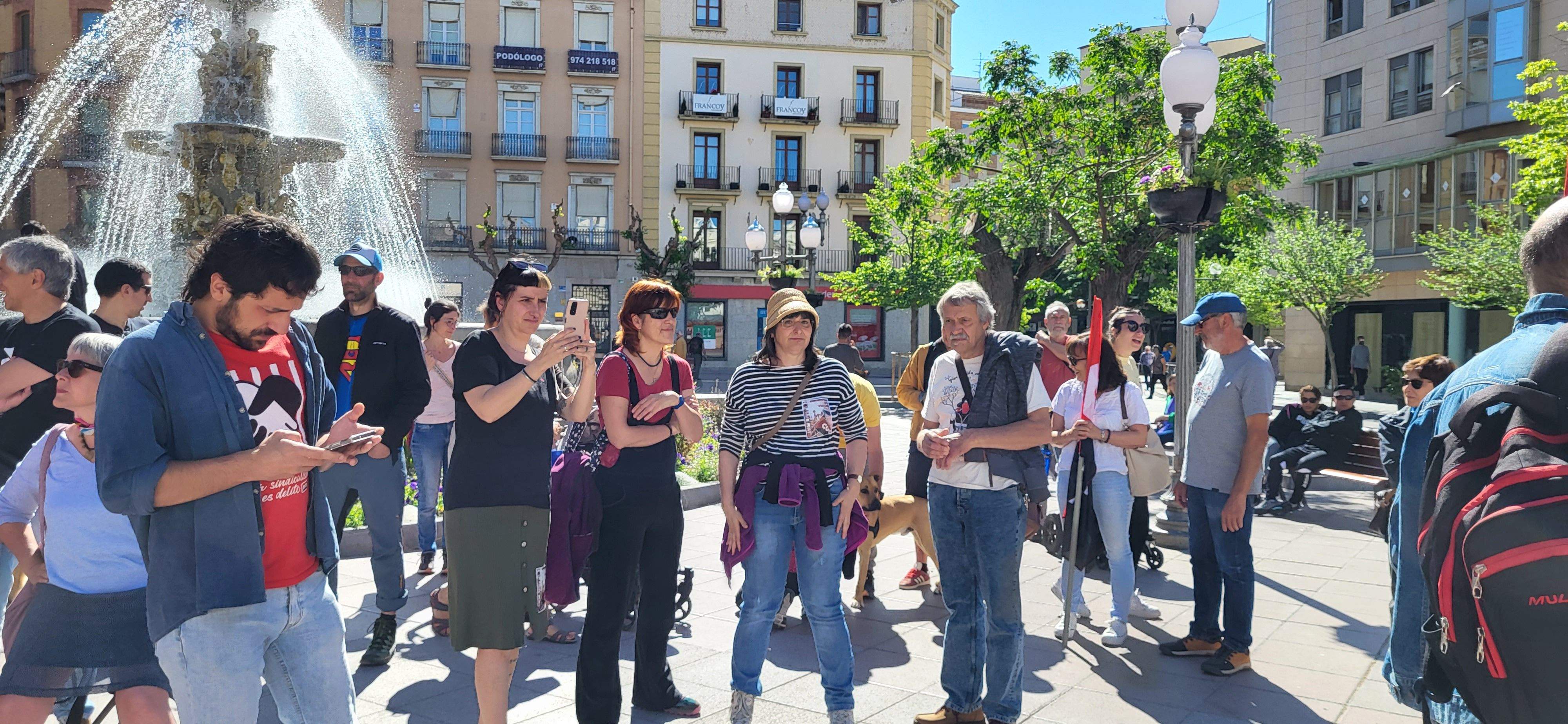 Concentración de CNT y CGT en el Primero de Mayo en Huesca. Foto: Mercedes Manterola