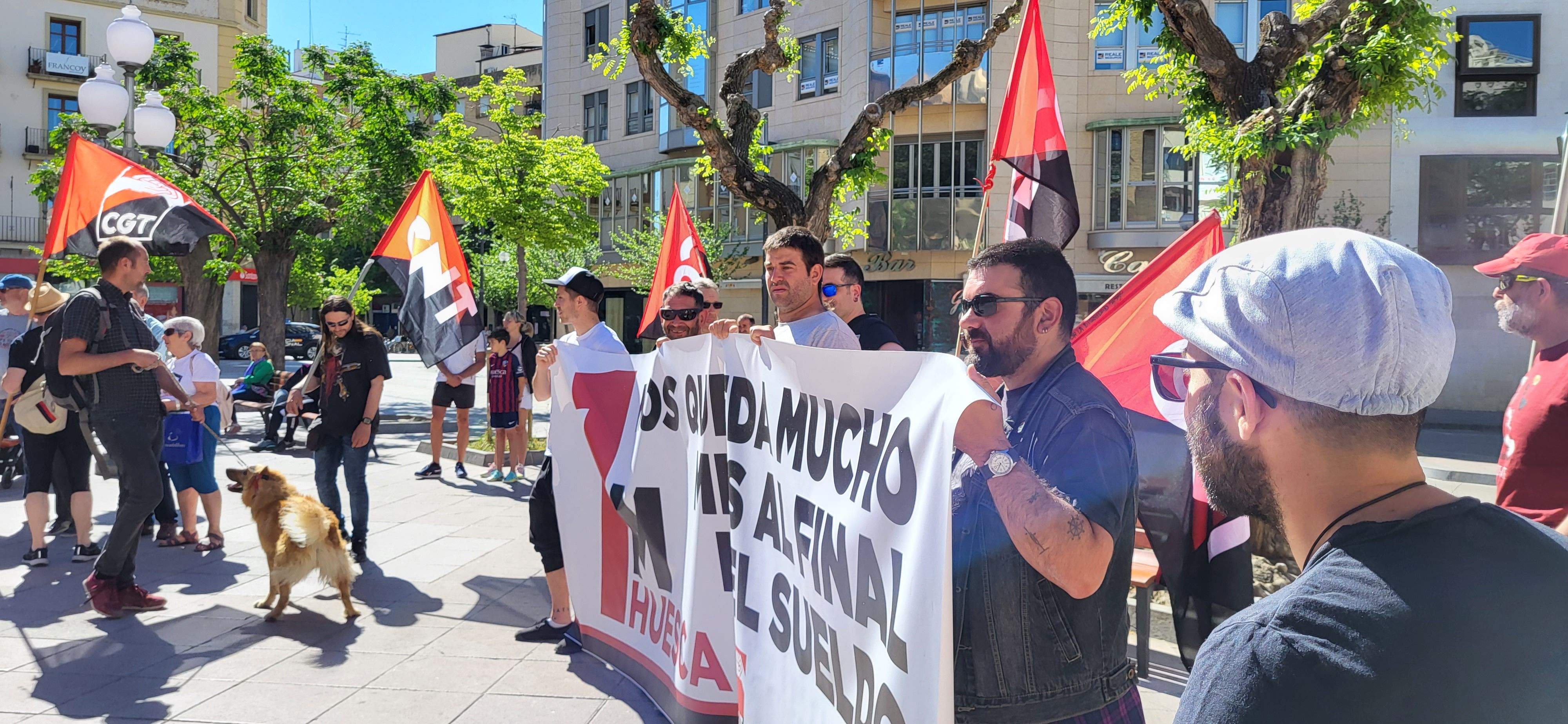 Concentración de CNT y CGT en el Primero de Mayo en Huesca. Foto: Mercedes Manterola