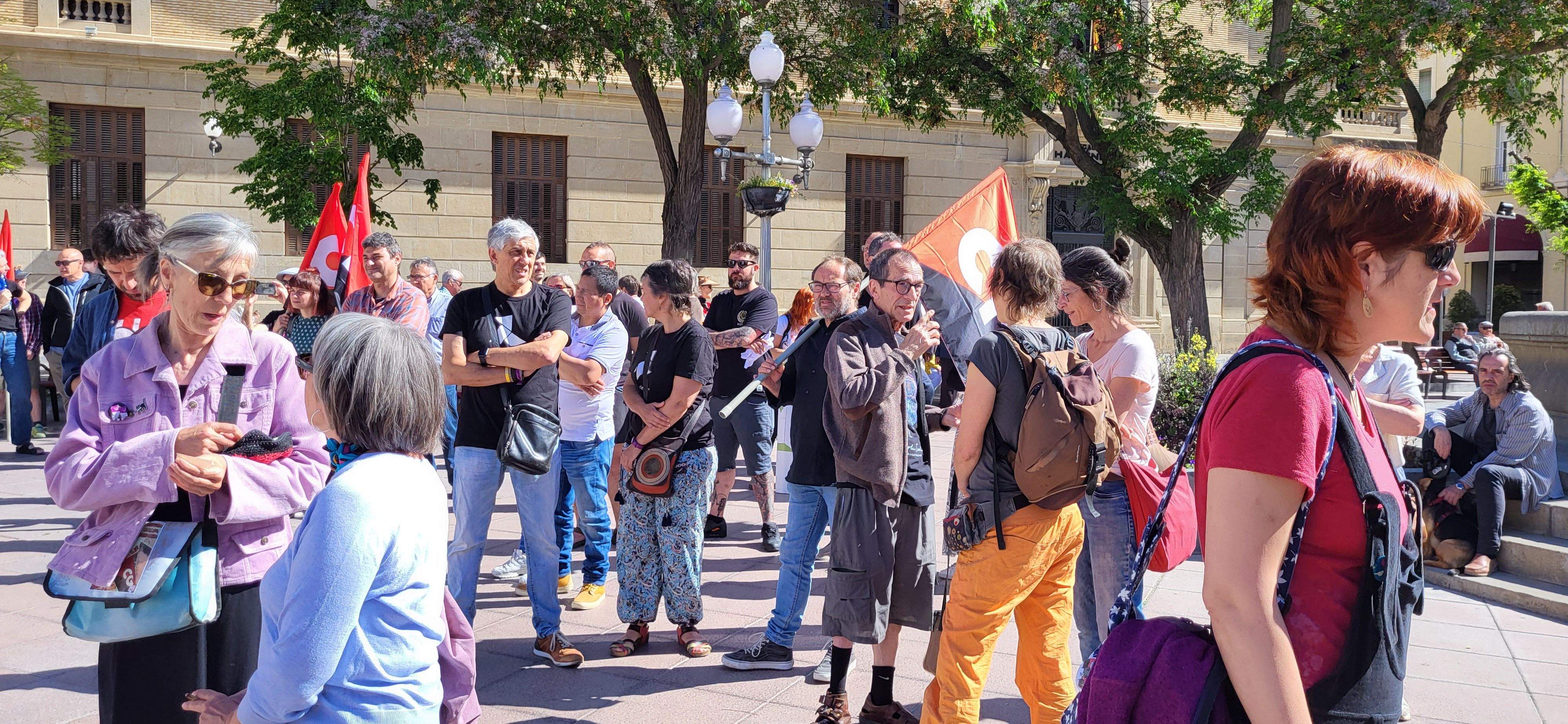 Concentración de CNT y CGT en el Primero de Mayo en Huesca. Foto: Mercedes Manterola