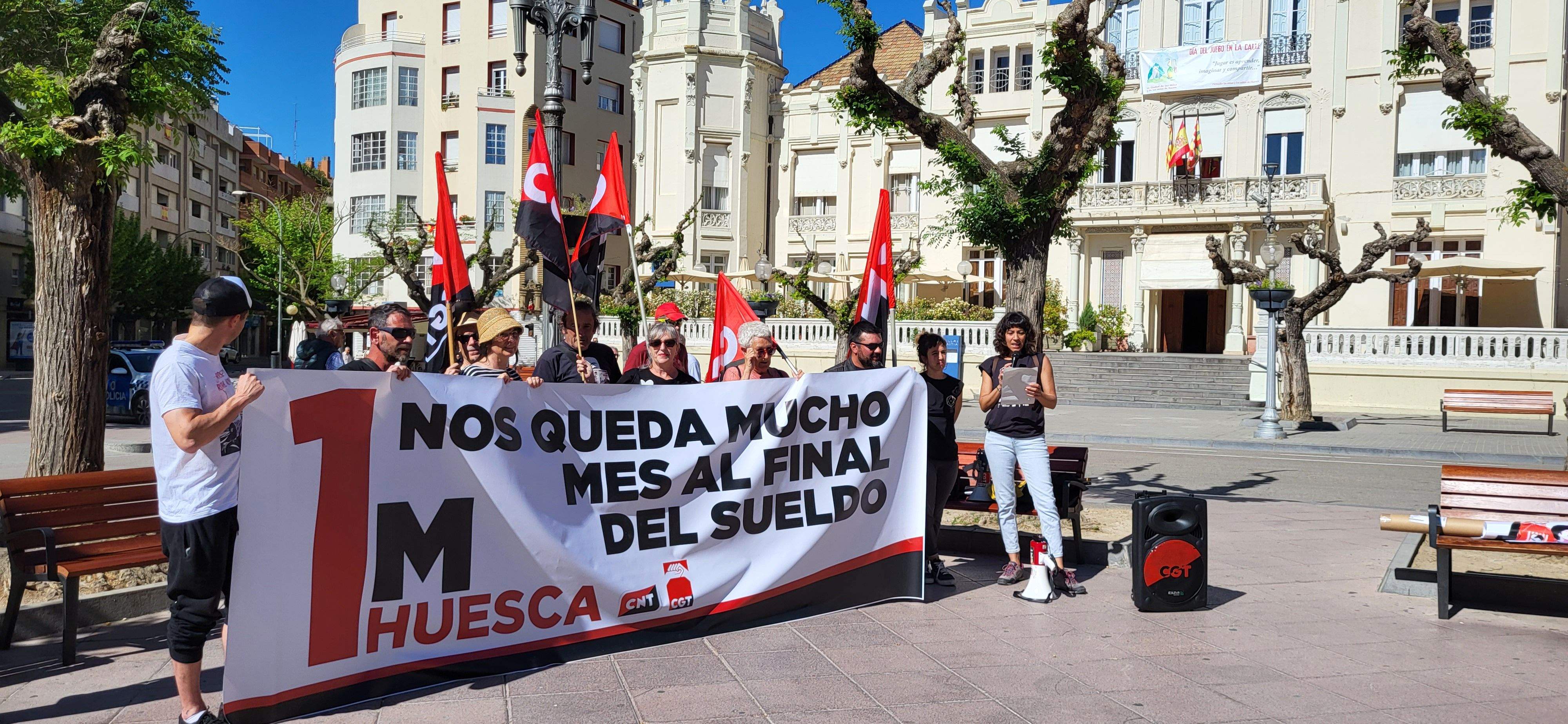 Concentración de CNT y CGT en el Primero de Mayo en Huesca. Foto: Mercedes Manterola