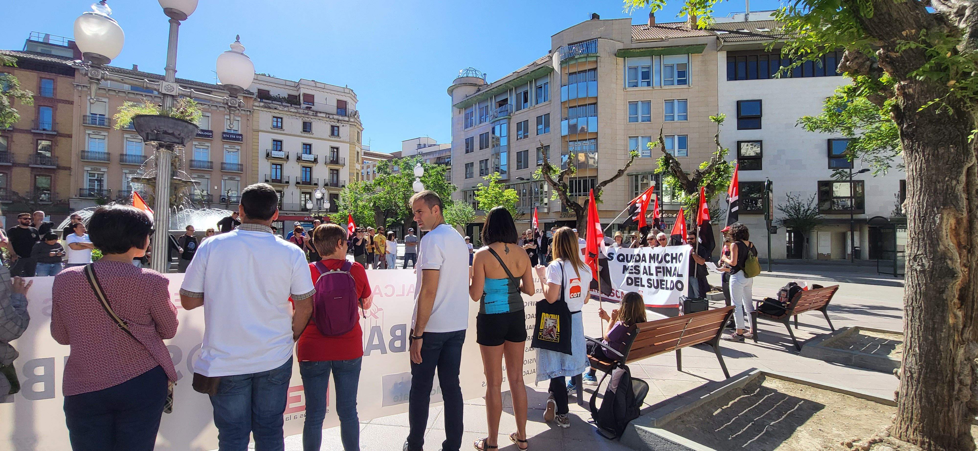 Concentración de CNT y CGT en el Primero de Mayo en Huesca. Foto: Mercedes Manterola