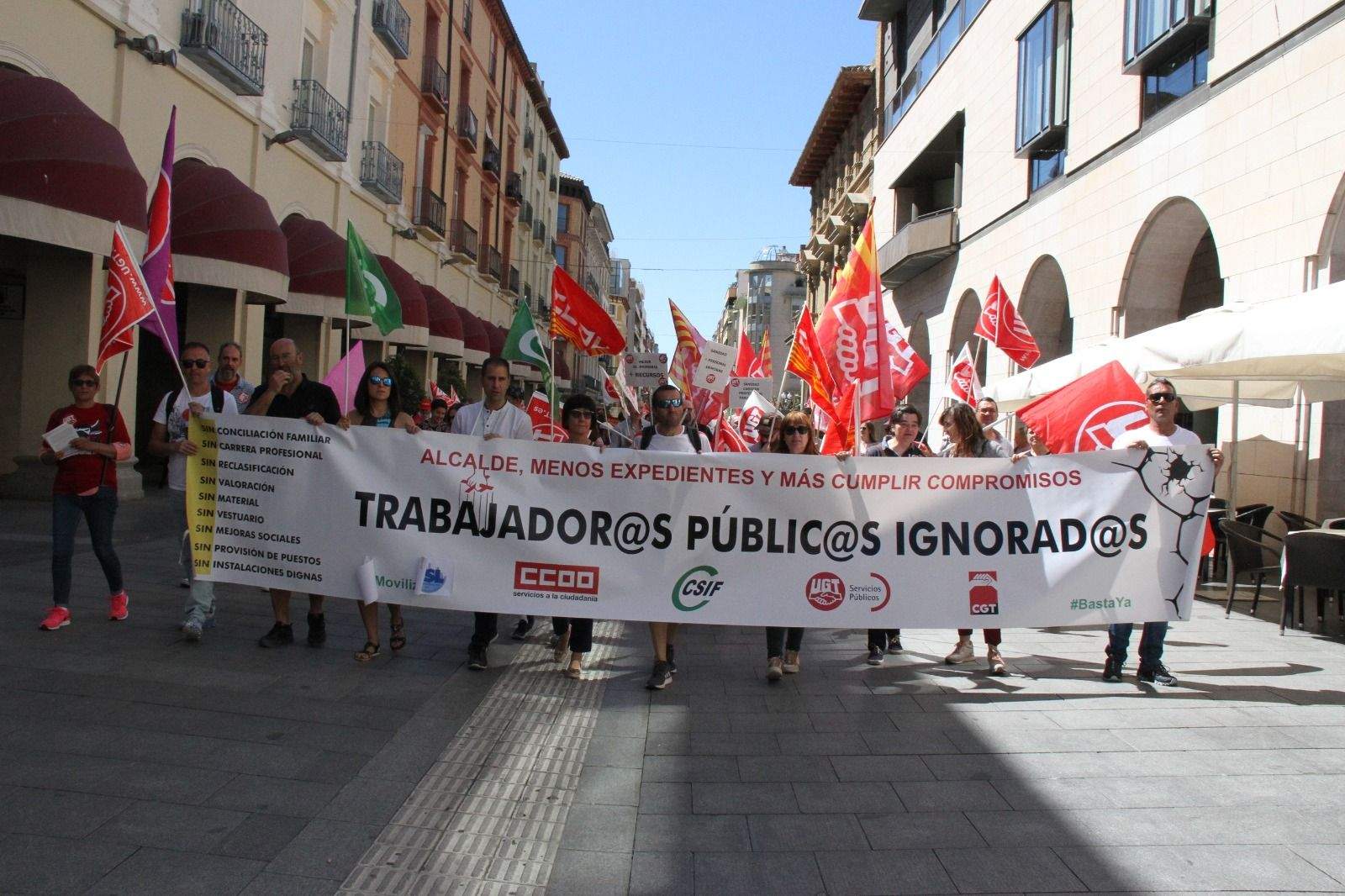 Manifestación del Primero de Mayo de UGT y CCOO en Huesca. Foto Carlos Neofato