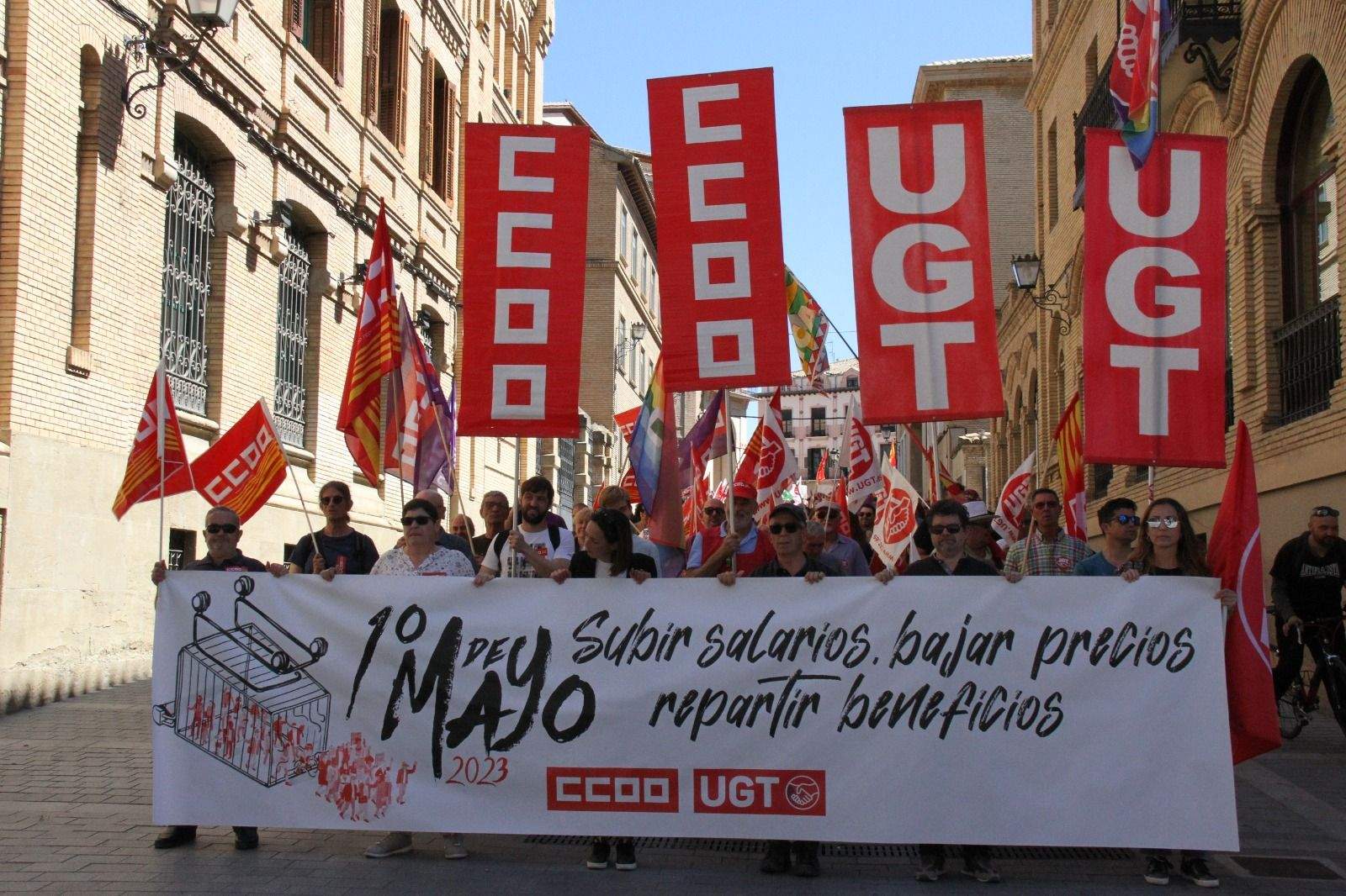 Manifestación del Primero de Mayo de UGT y CCOO en Huesca. Foto Carlos Neofato