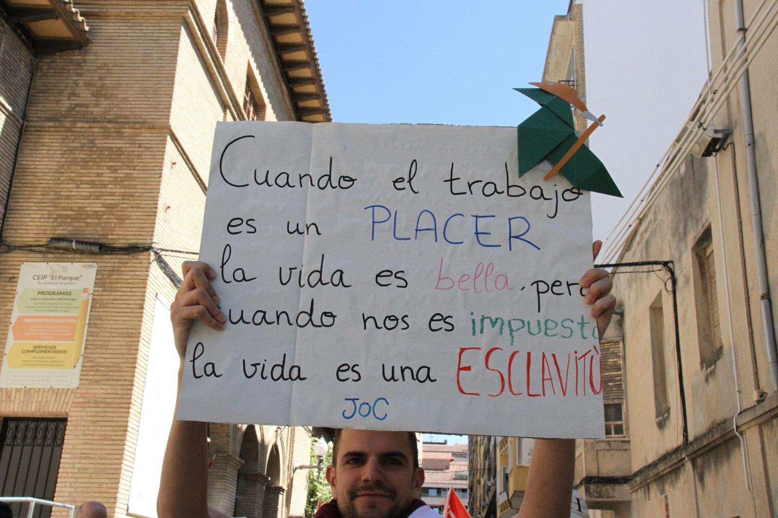 Manifestación del Primero de Mayo de UGT y CCOO en Huesca. Foto Carlos Neofato