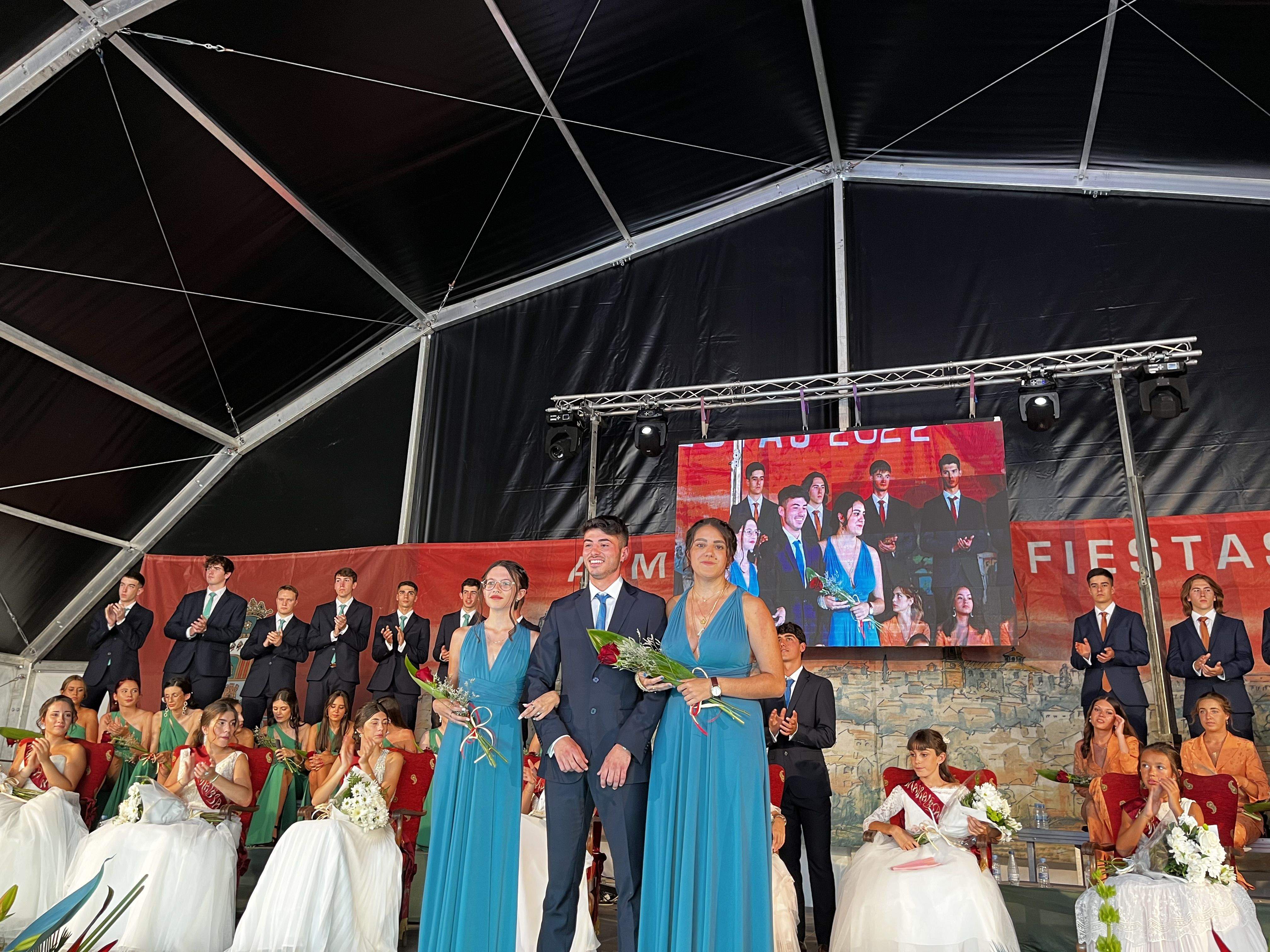 Quintos y quintas de 2022 de Almudévar. Foto Mercedes Manterola