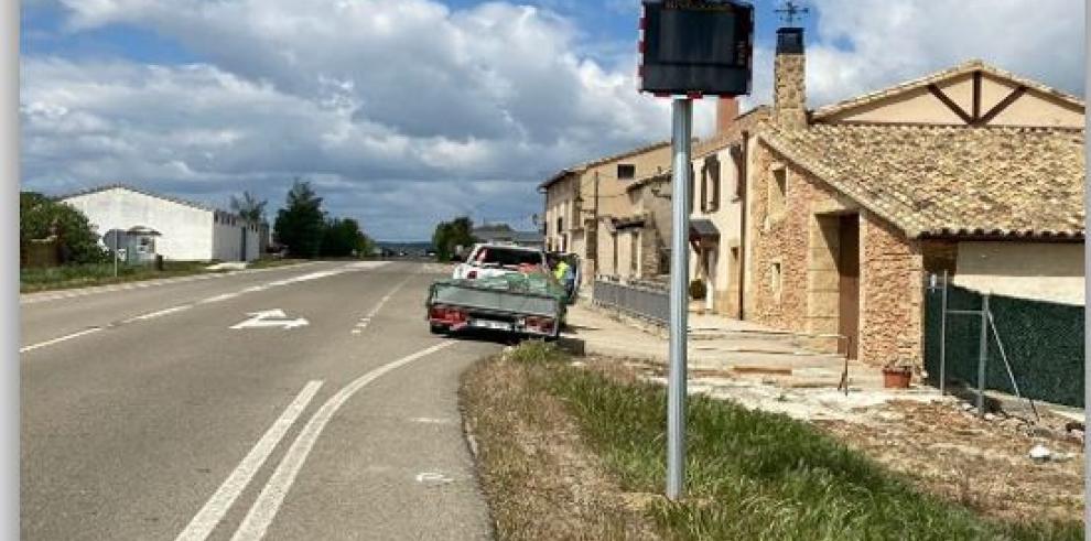 Radar pedagógico instalado en Plasencia del Monte.