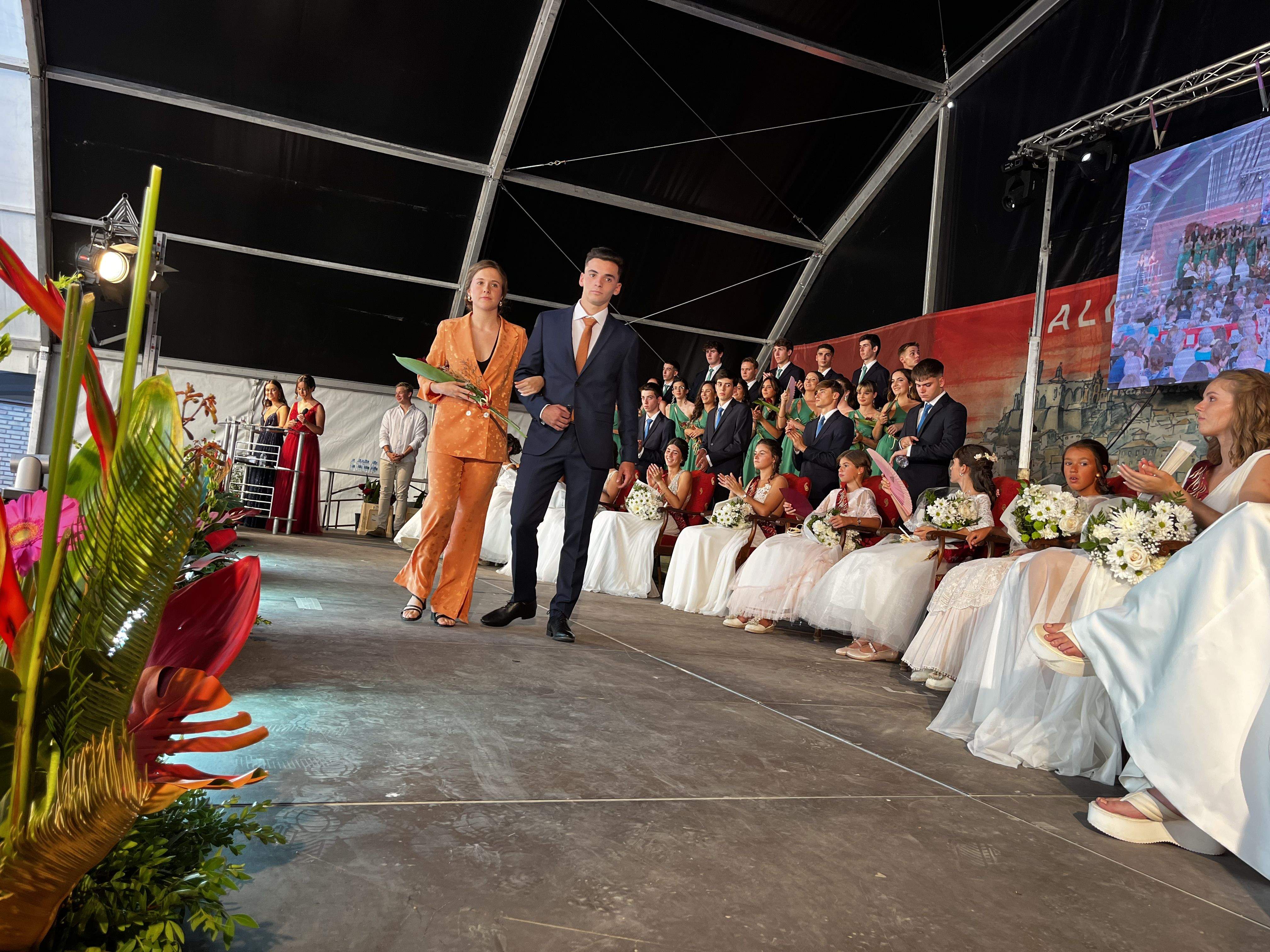 Quintos y quintas de 2021 de Almudévar. Foto Mercedes Manterola