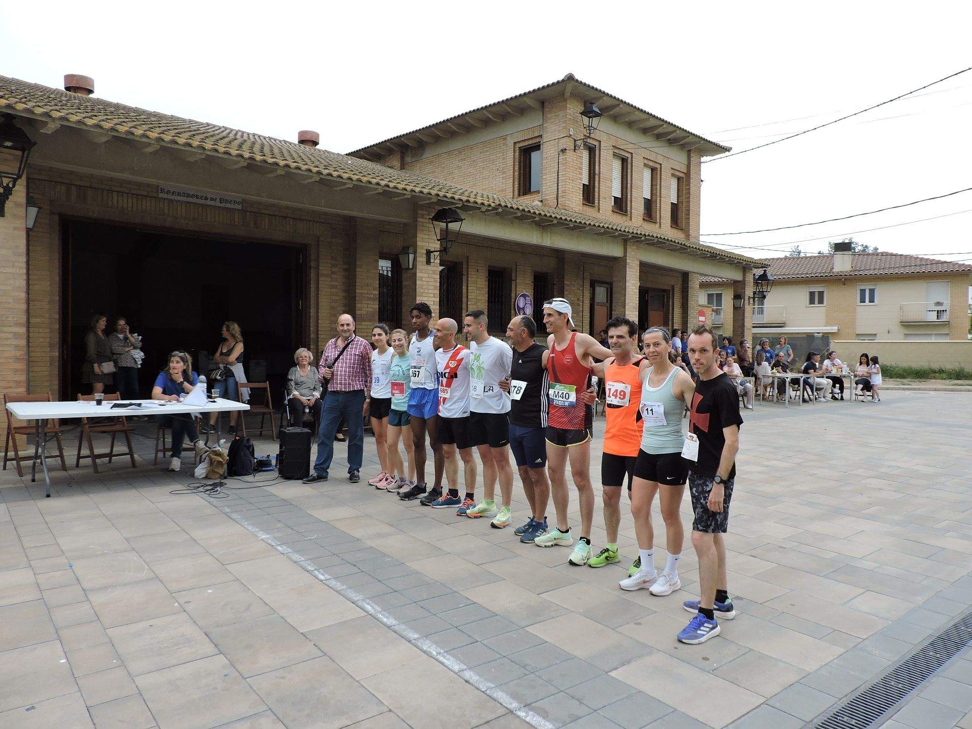 Memorial Ángel Mur de Pueyo de Santa Cruz.