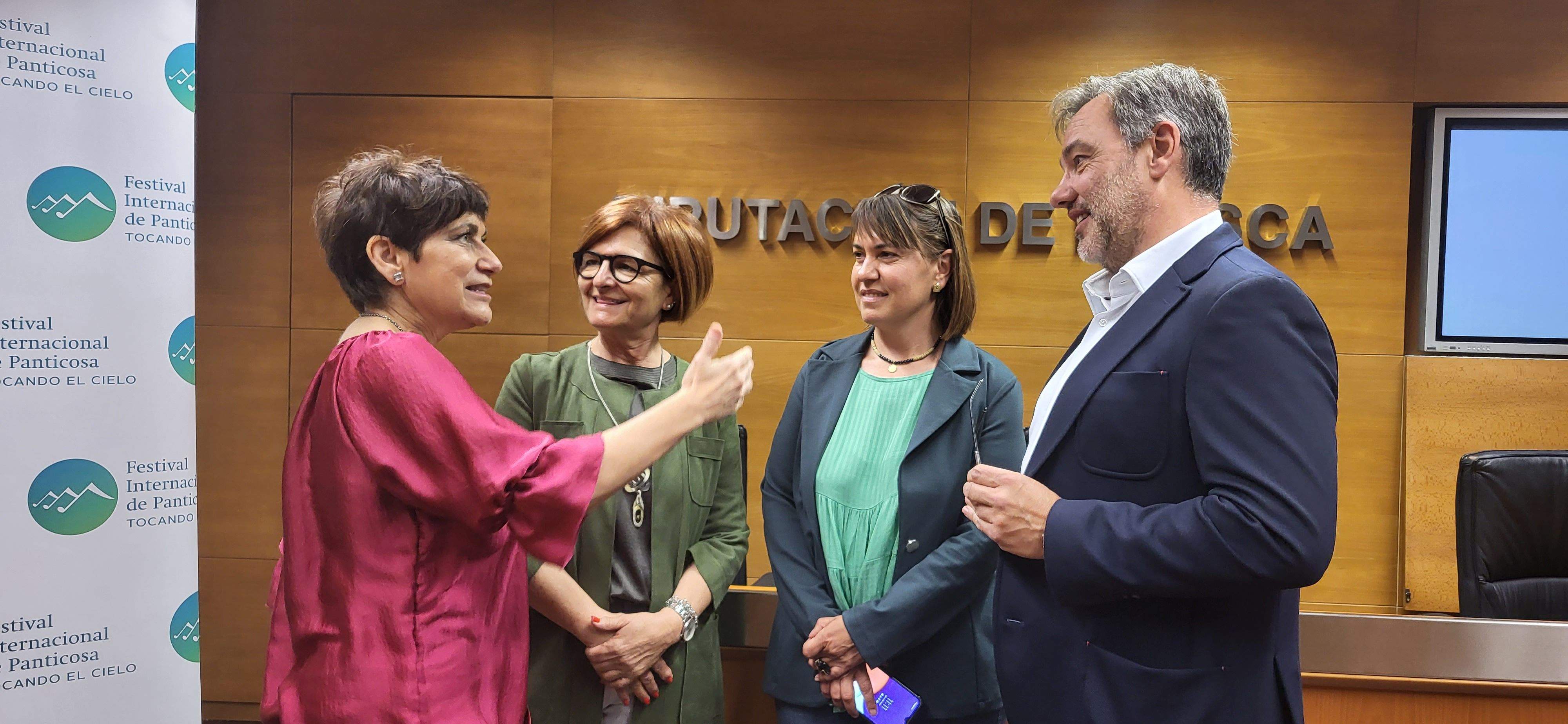 Carmen Esteban, Maribel de Pablo, Isabel Giménez y Jesús González. Foto Myriam Martínez