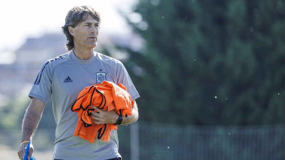Julen Guerrero, seleccionador español Sub 17, ha llamado a Roberto Martín. Foto: @SEFutbol