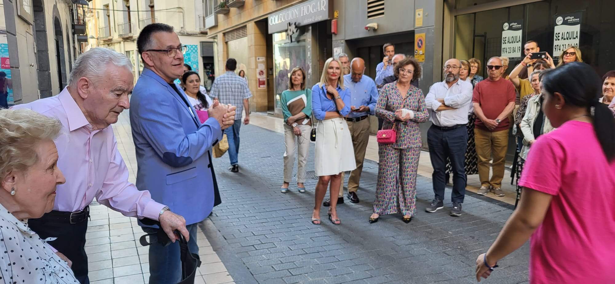 Homenaje a Ángel Mompradé y Lourdes Viñuales