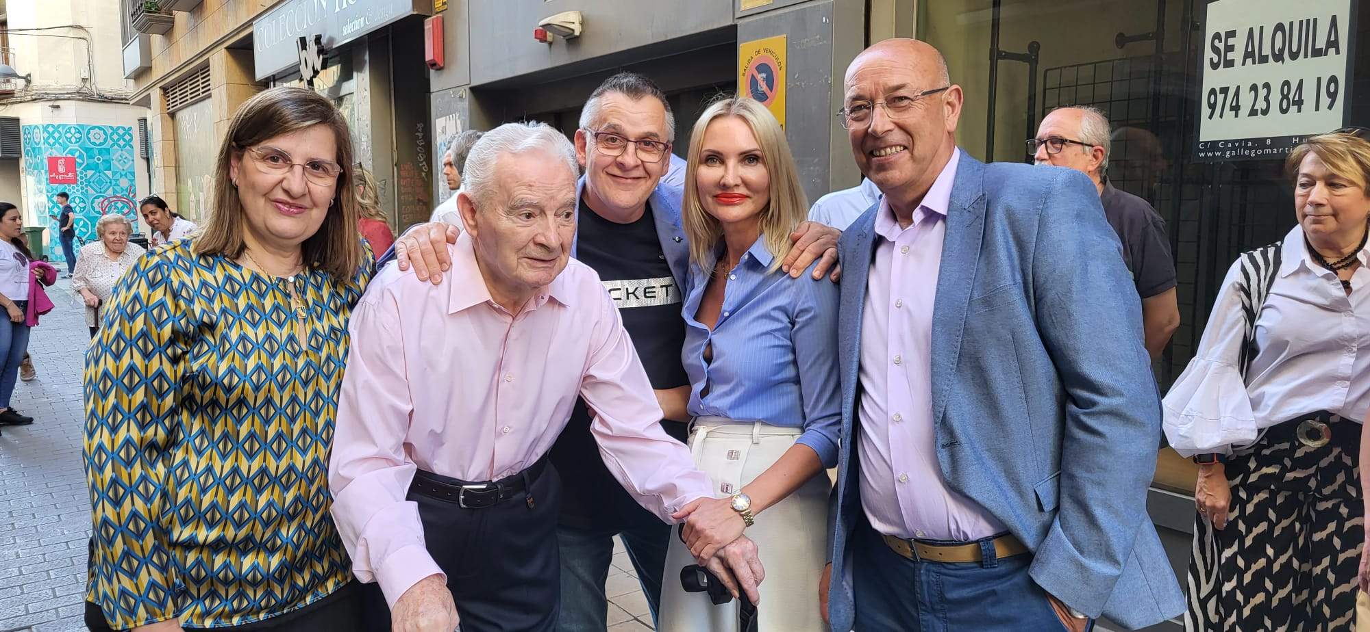 Homenaje a Ángel Mompradé y Lourdes Viñuales