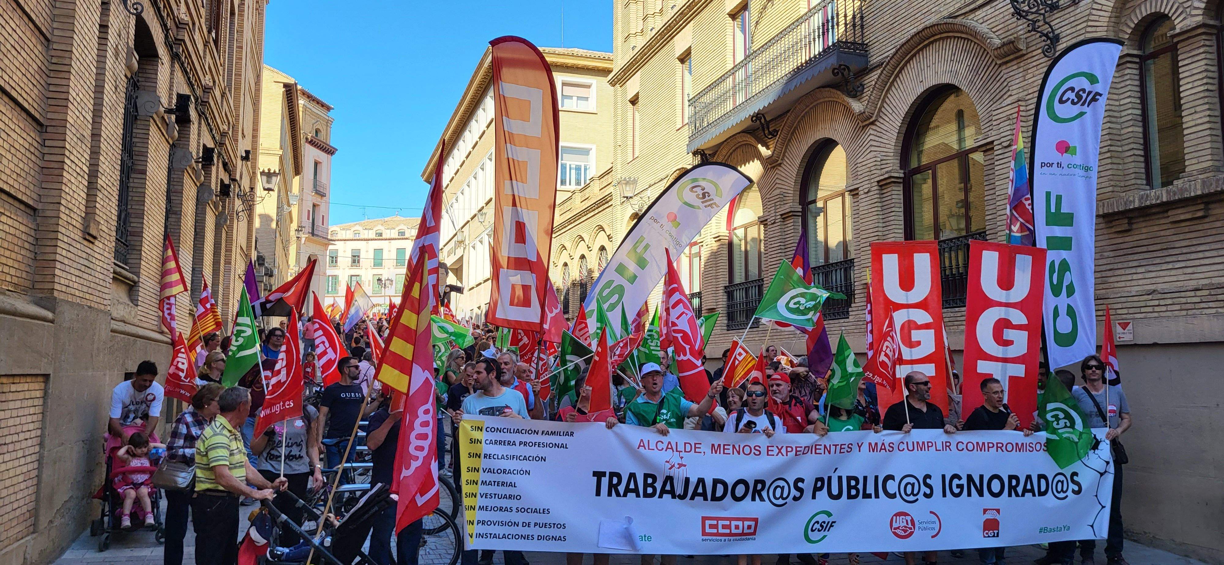 Manifestación de trabajadores municipales de Huesca. Foto: Mercedes Manterola