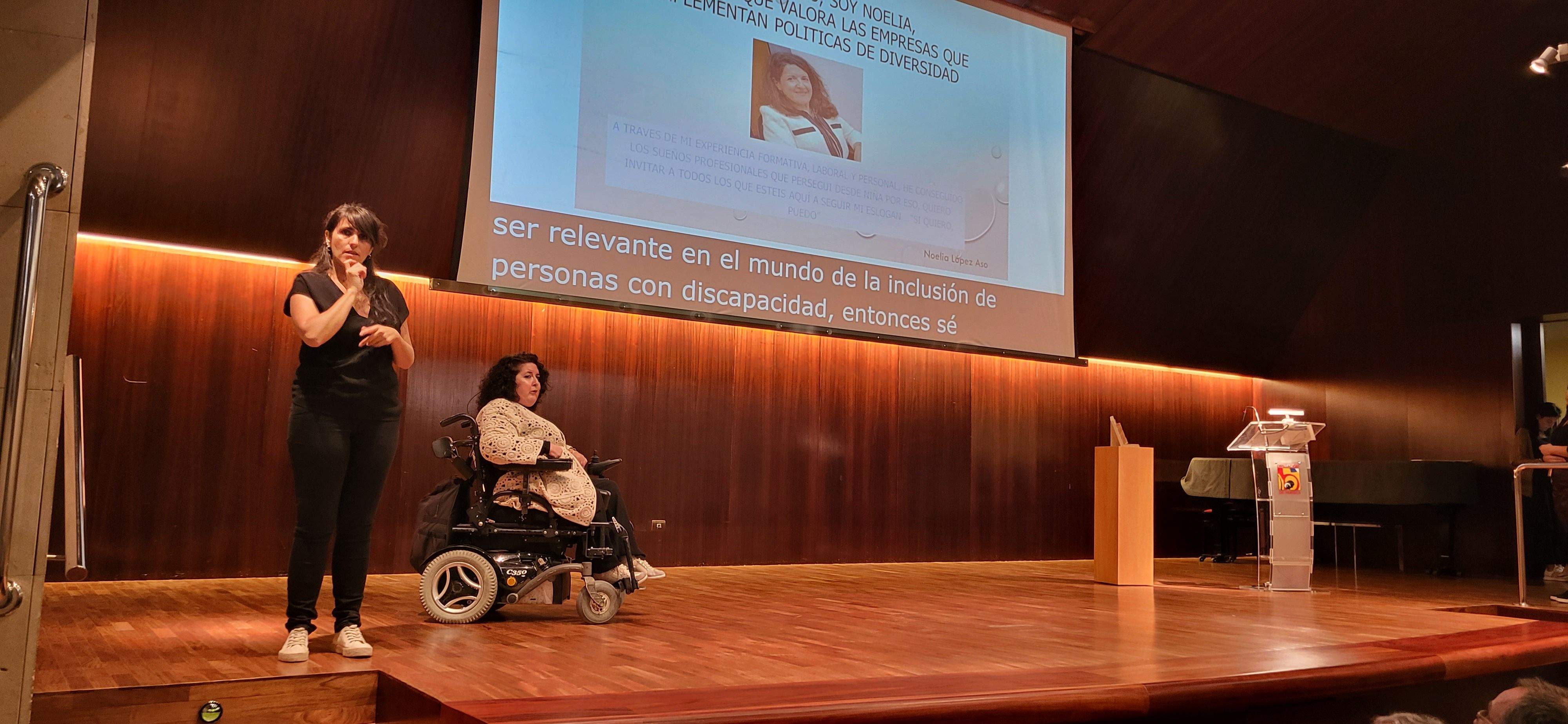 Entrega del primer premio Empresa más inclusiva. Foto Myriam Martínez