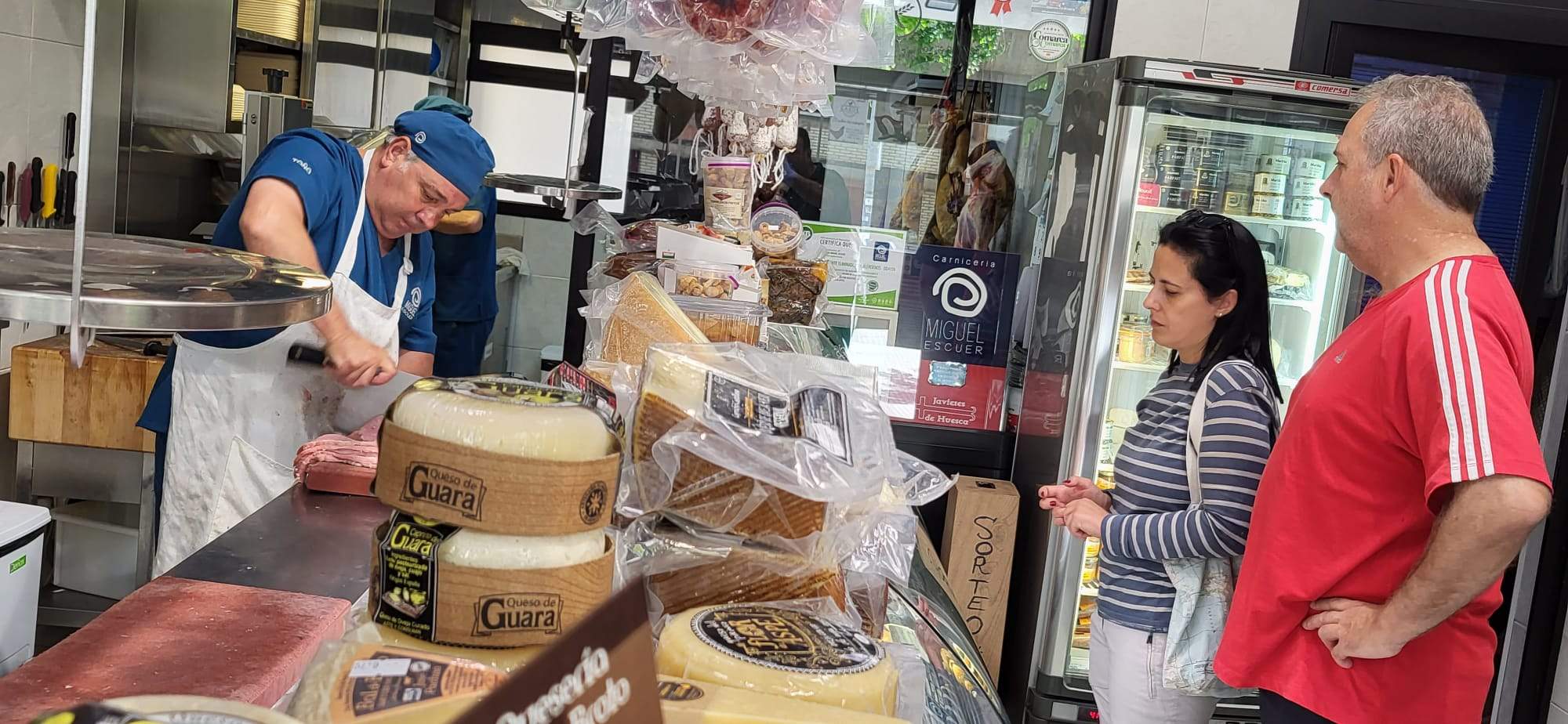 25º aniversario de la Carnicería Miguel Escuer. Foto Javier García Antón