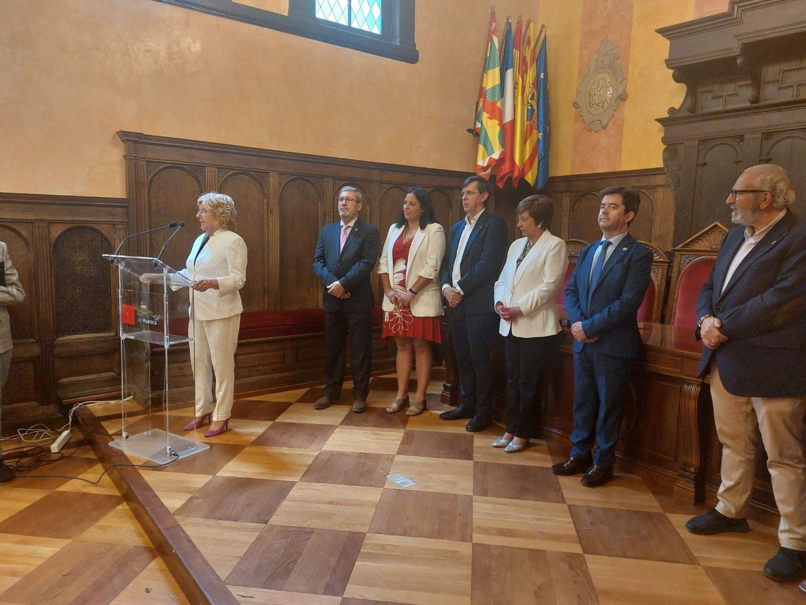 Bodas de Oro de 18 matrimonios oscenses.