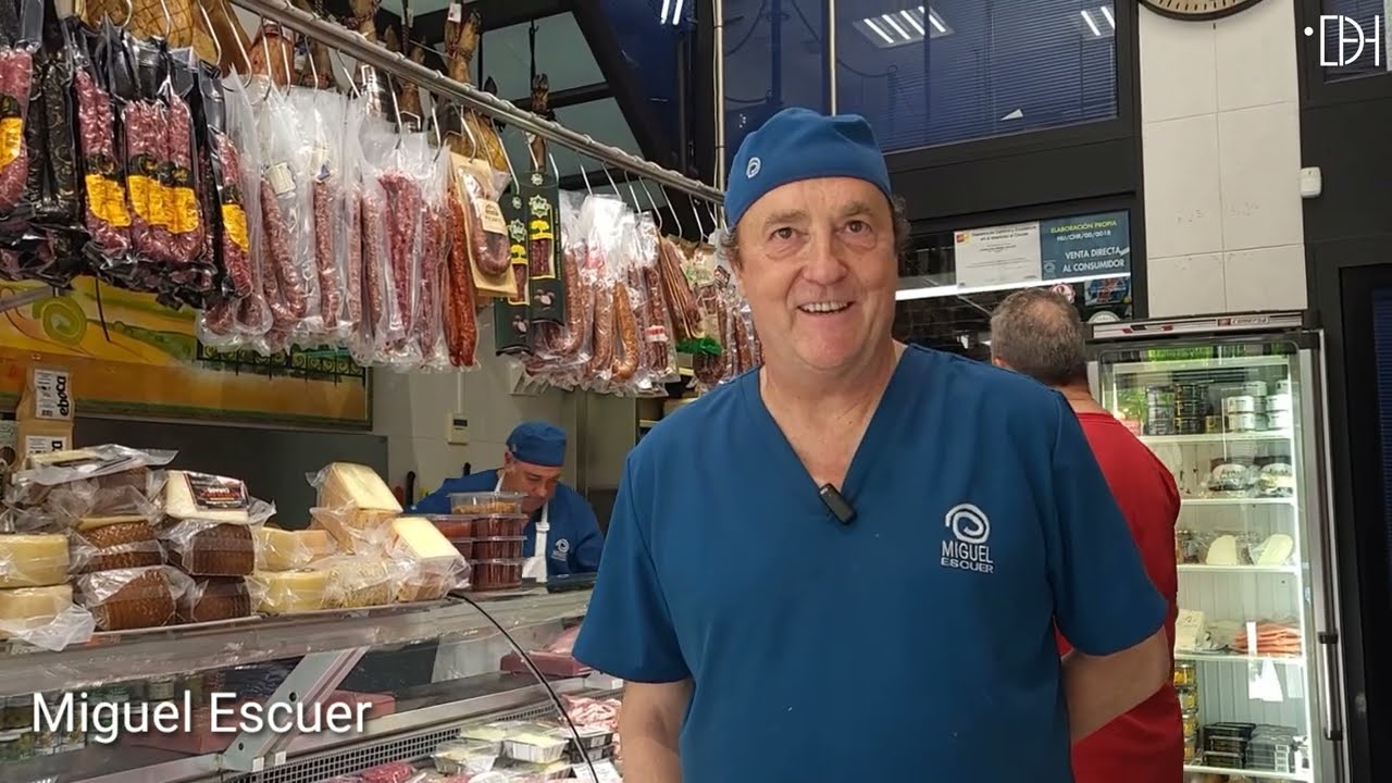 Miguel Escuer, 25 años de maestro al servicio a los demás