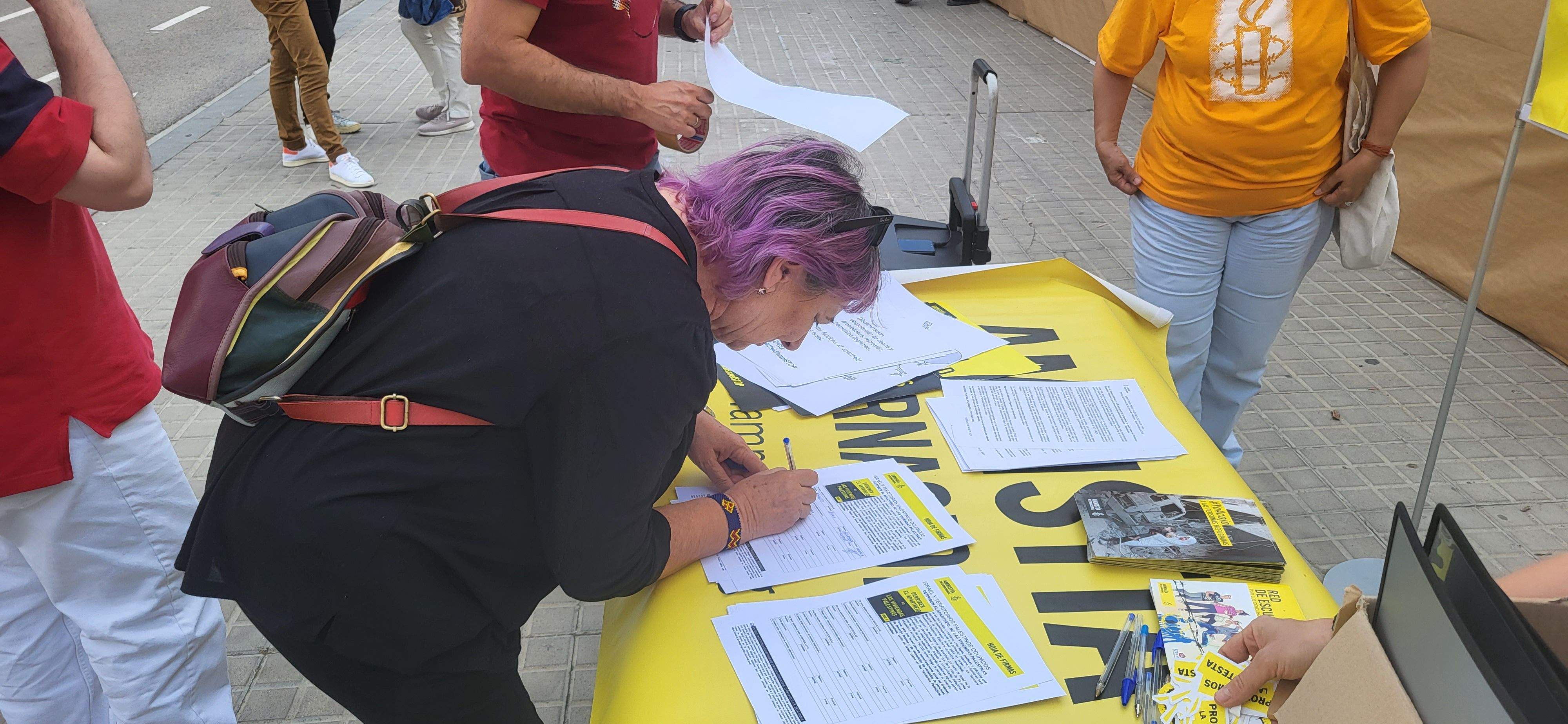 Acto de Amnistía Internacional Huesca, contra el aparheid de Israel a Palestina. Foto Myriam Martínez