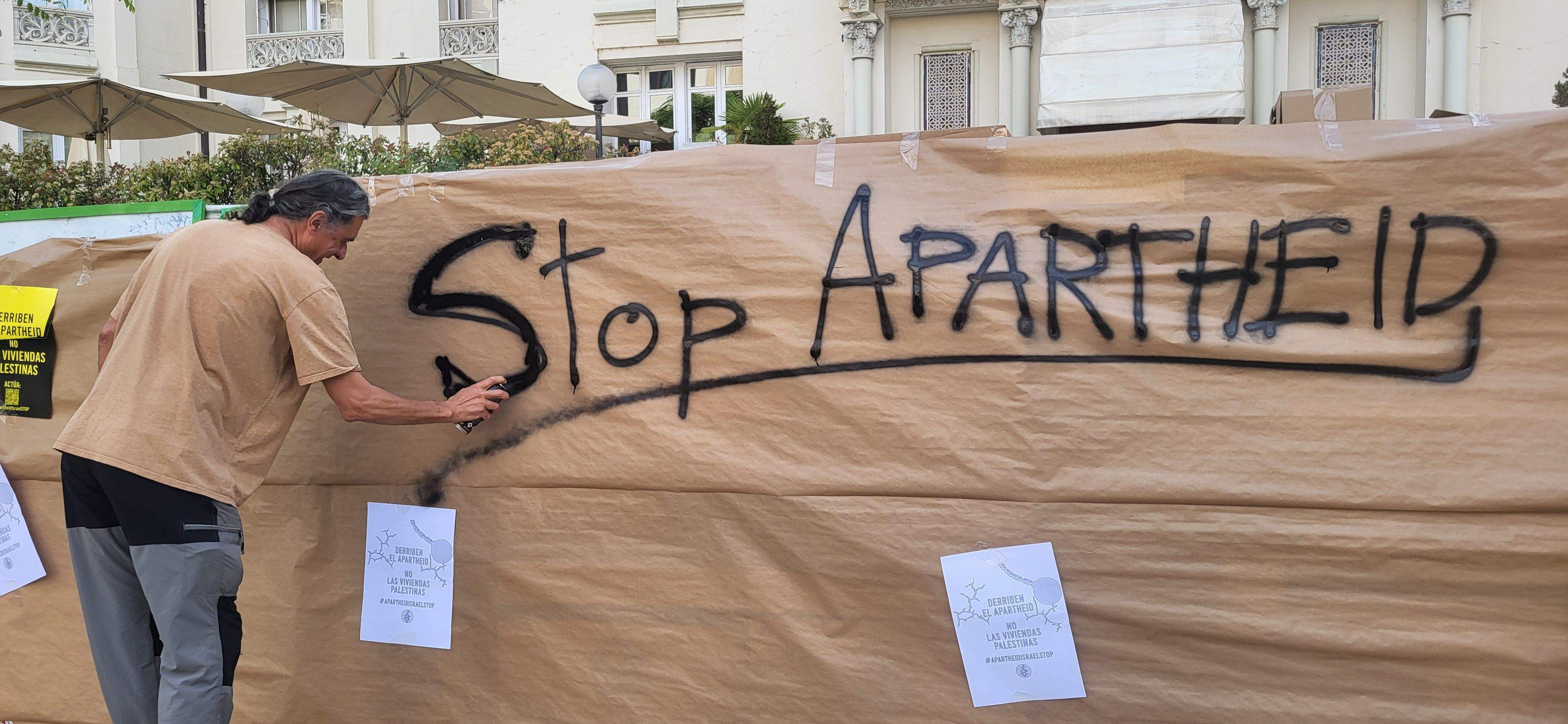 Acto de Amnistía Internacional Huesca, contra el aparheid de Israel a Palestina. Foto Myriam Martínez