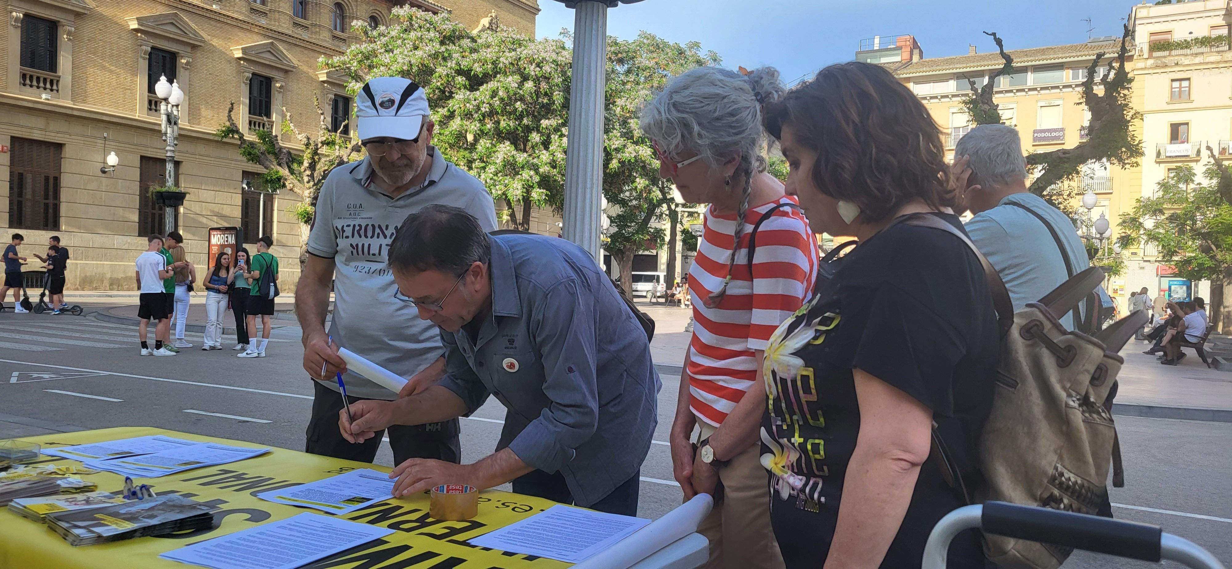 Acto de Amnistía Internacional Huesca, contra el aparheid de Israel a Palestina. Foto Myriam Martínez