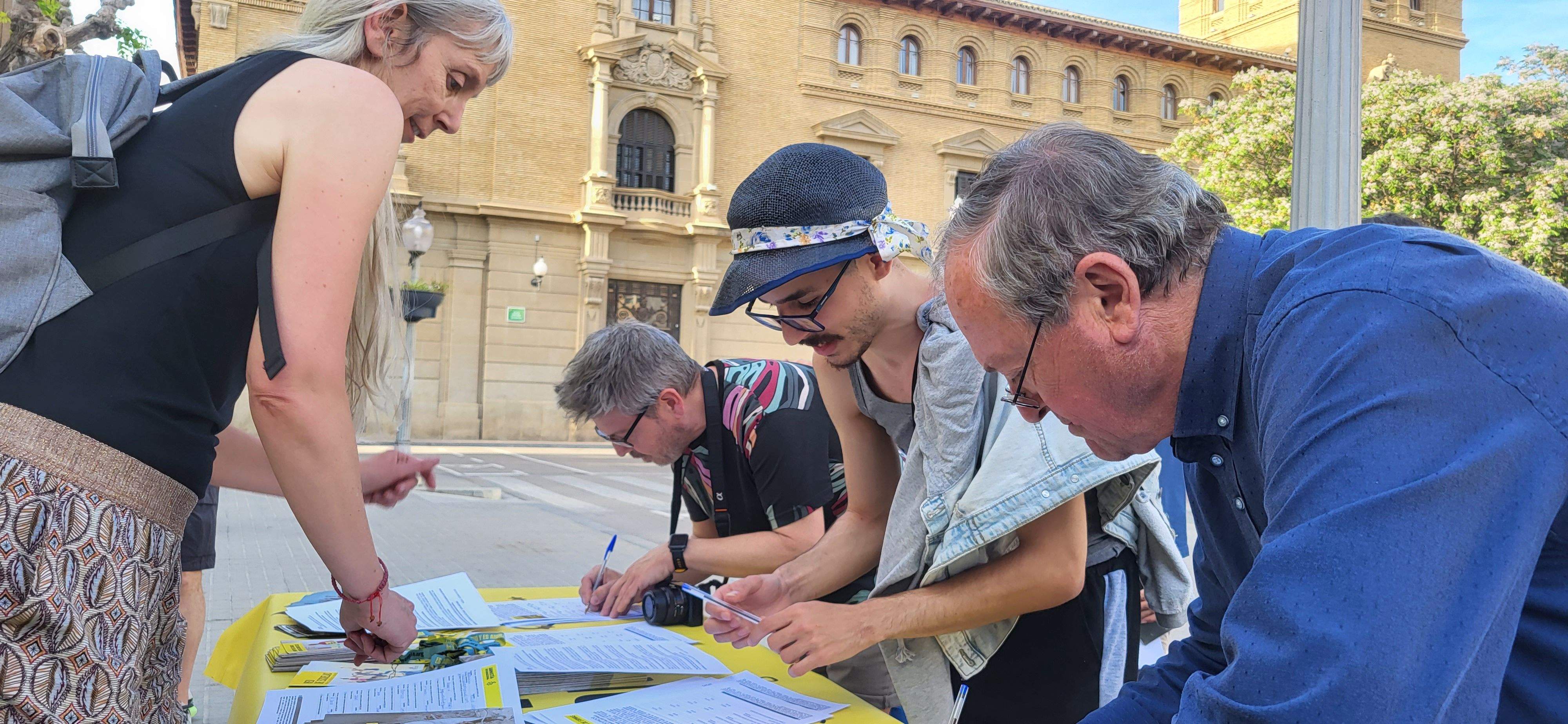 Acto de Amnistía Internacional Huesca, contra el aparheid de Israel a Palestina. Foto Myriam Martínez