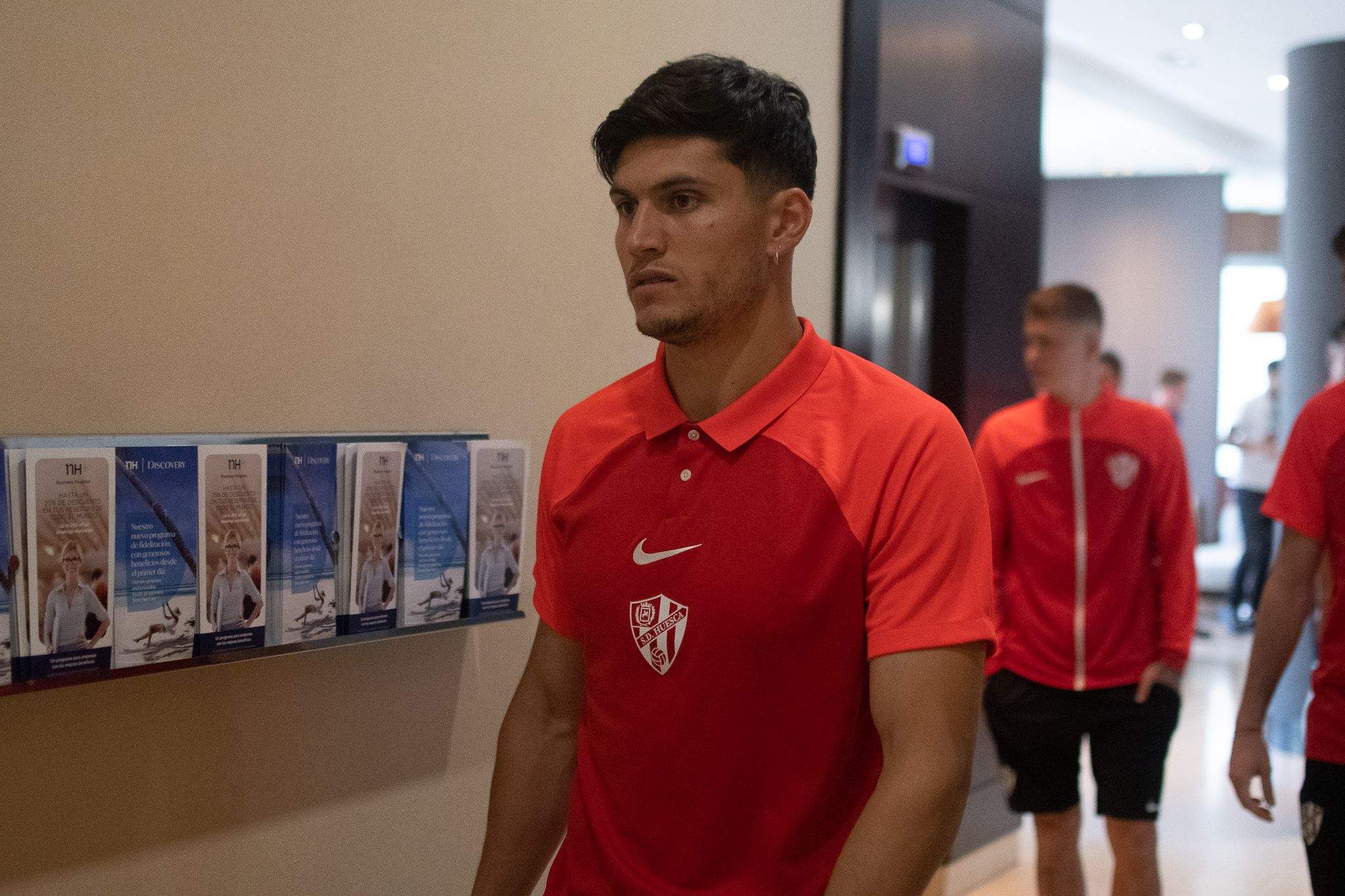Cristian Salvador regresa al once de Cuco Ziganda en el Huesca. Foto: SD Huesca