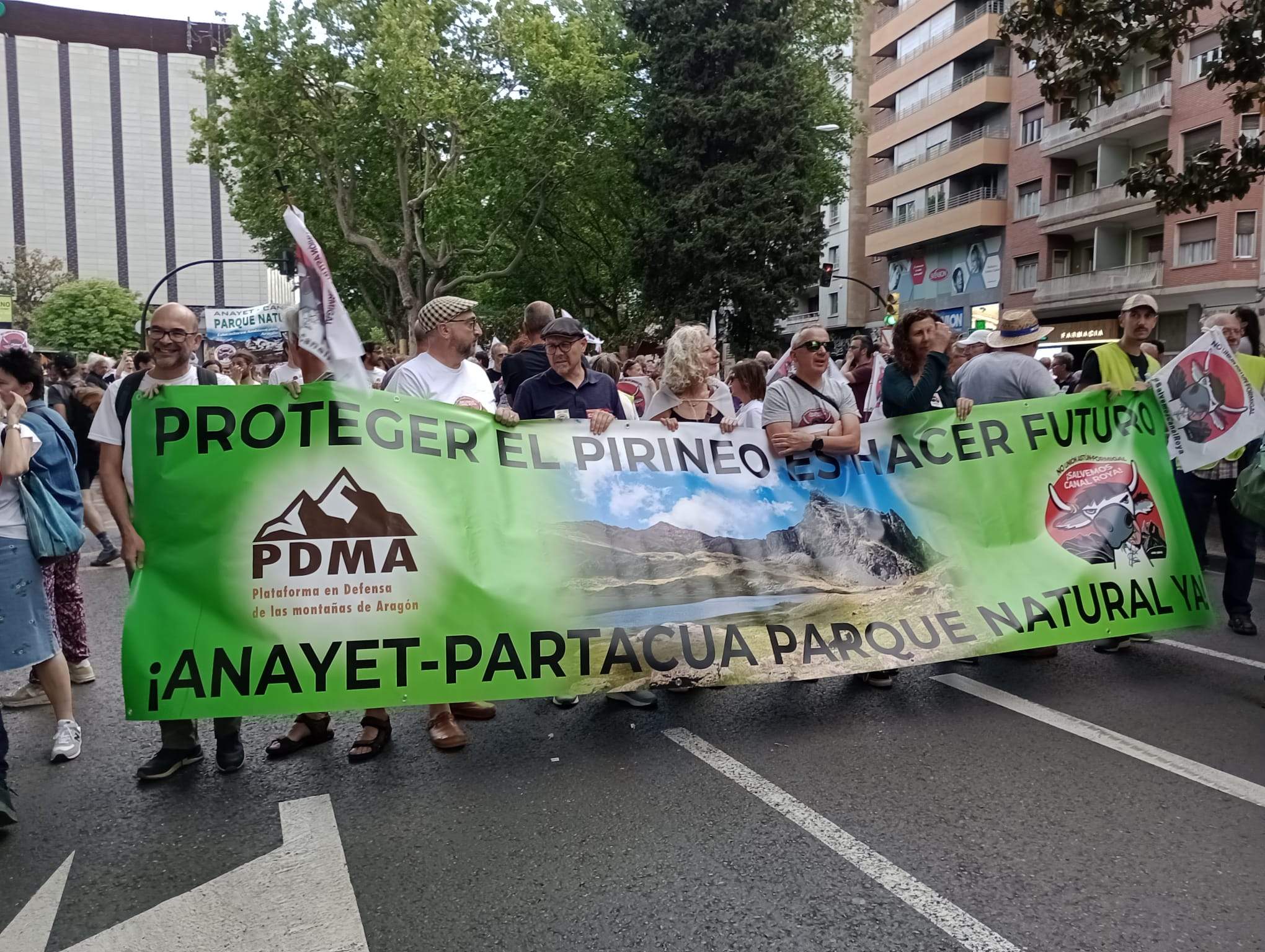 Manifestación en Zaragoza por la protección de Canal Roya. Foto: Isabel Arilla