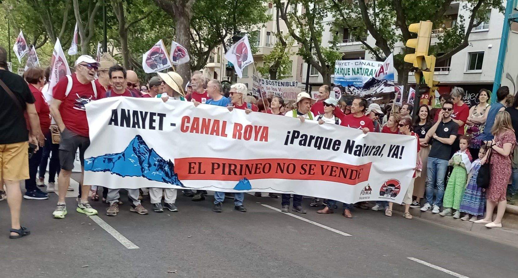 Manifestación en Zaragoza por la protección de Canal Roya. Foto: Isabel Arilla