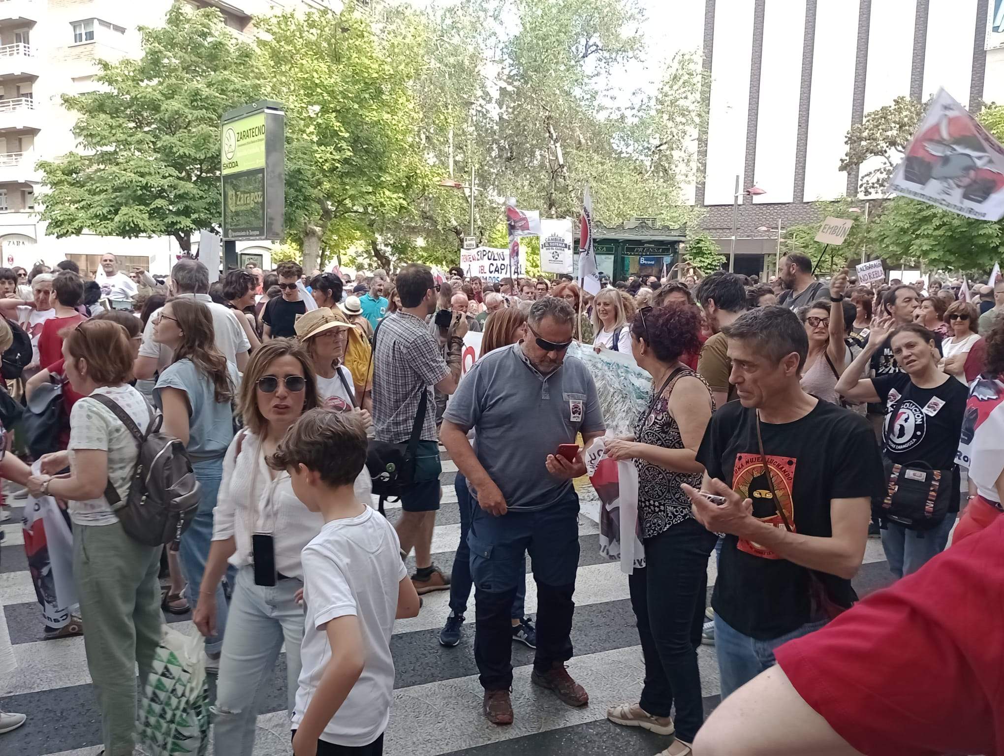 Manifestación en Zaragoza por la protección de Canal Roya. Foto: Isabel Arilla