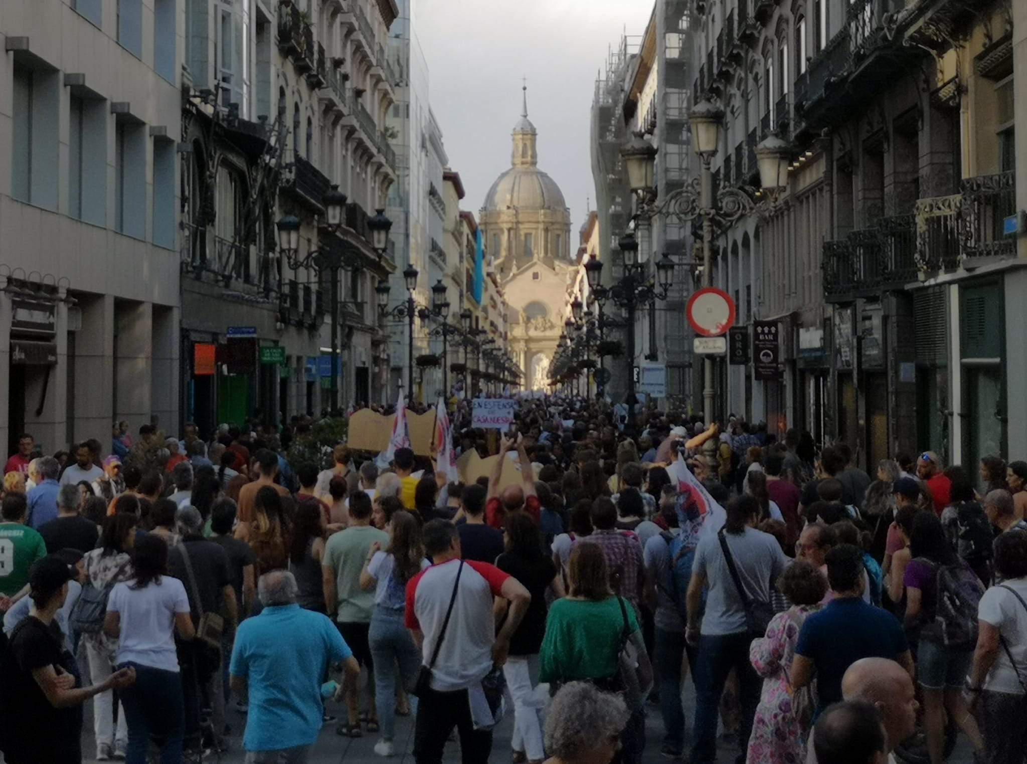 Manifestación en Zaragoza por la protección de Canal Roya.