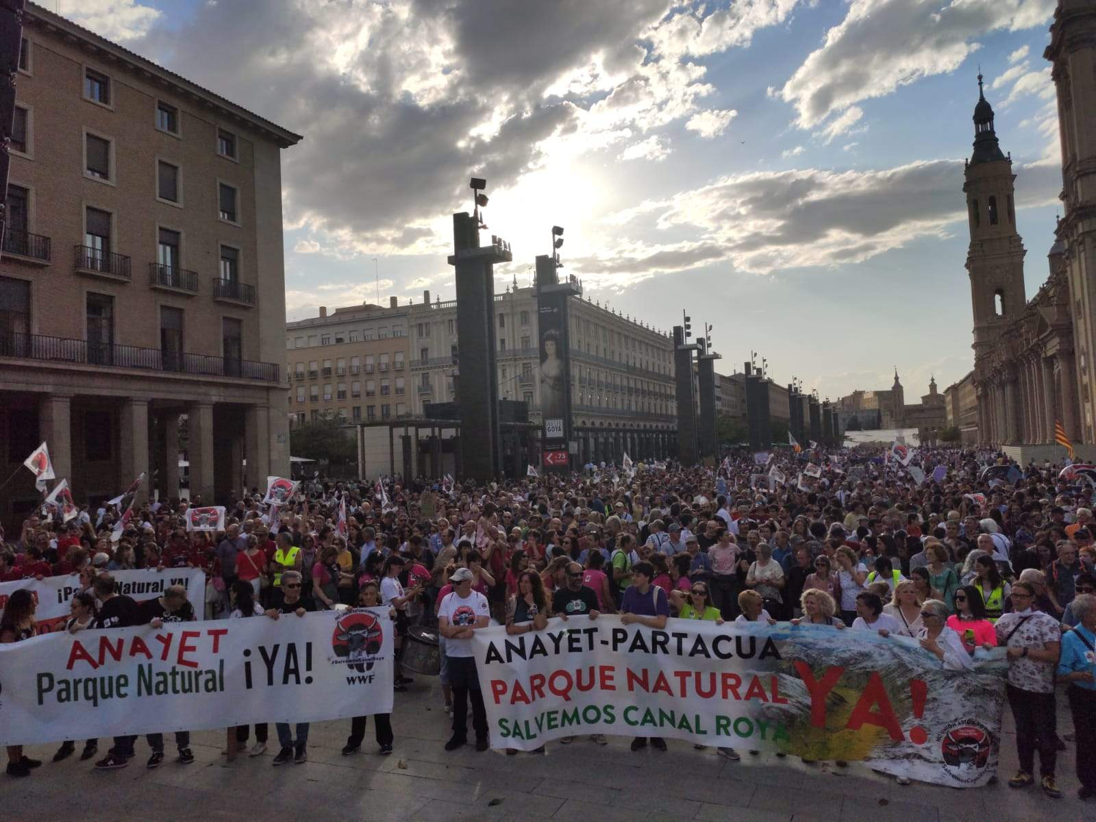 Manifestación en Zaragoza por la protección de Canal Roya. Foto: Quino Escartín