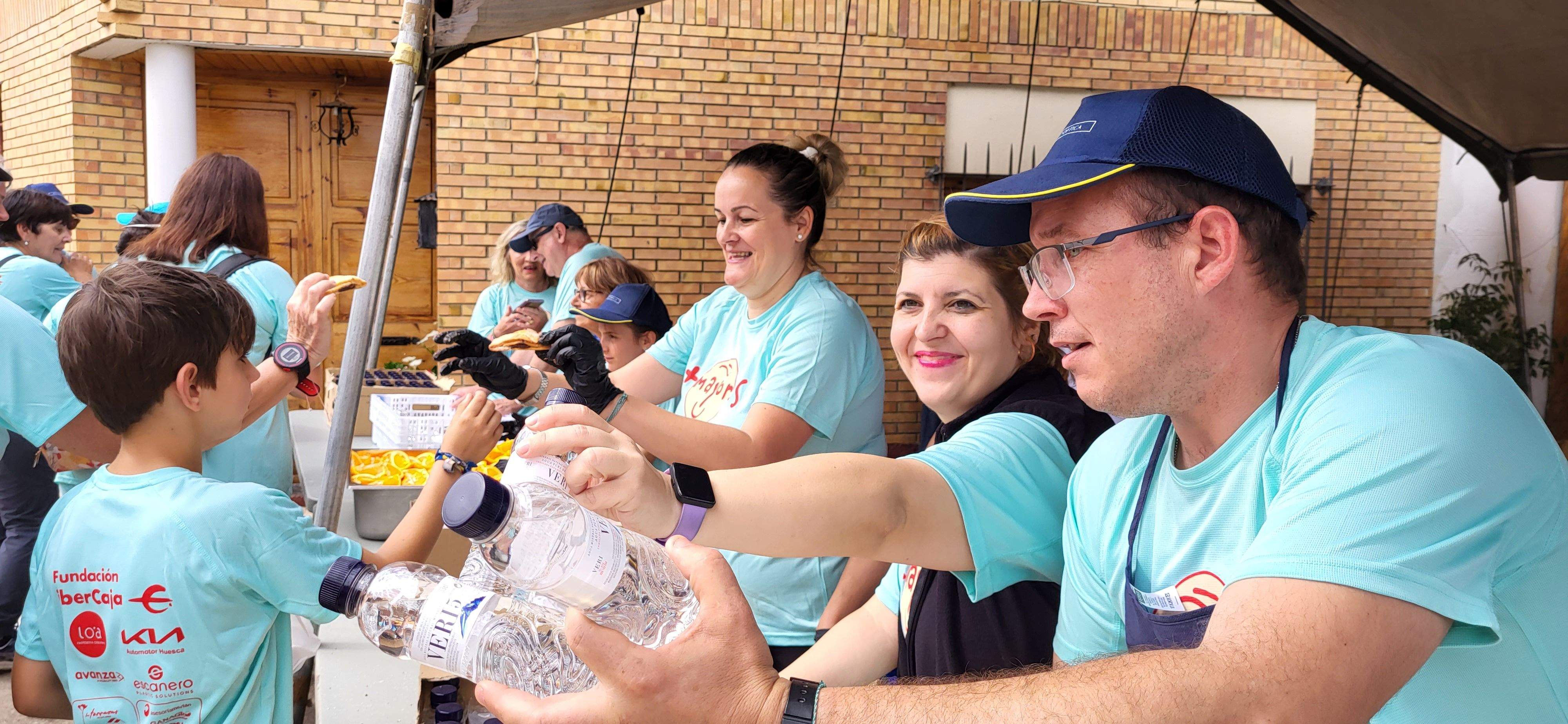 La Marcha Aspace en el avituallamiento de Banariés. Foto: Mercedes Manterola