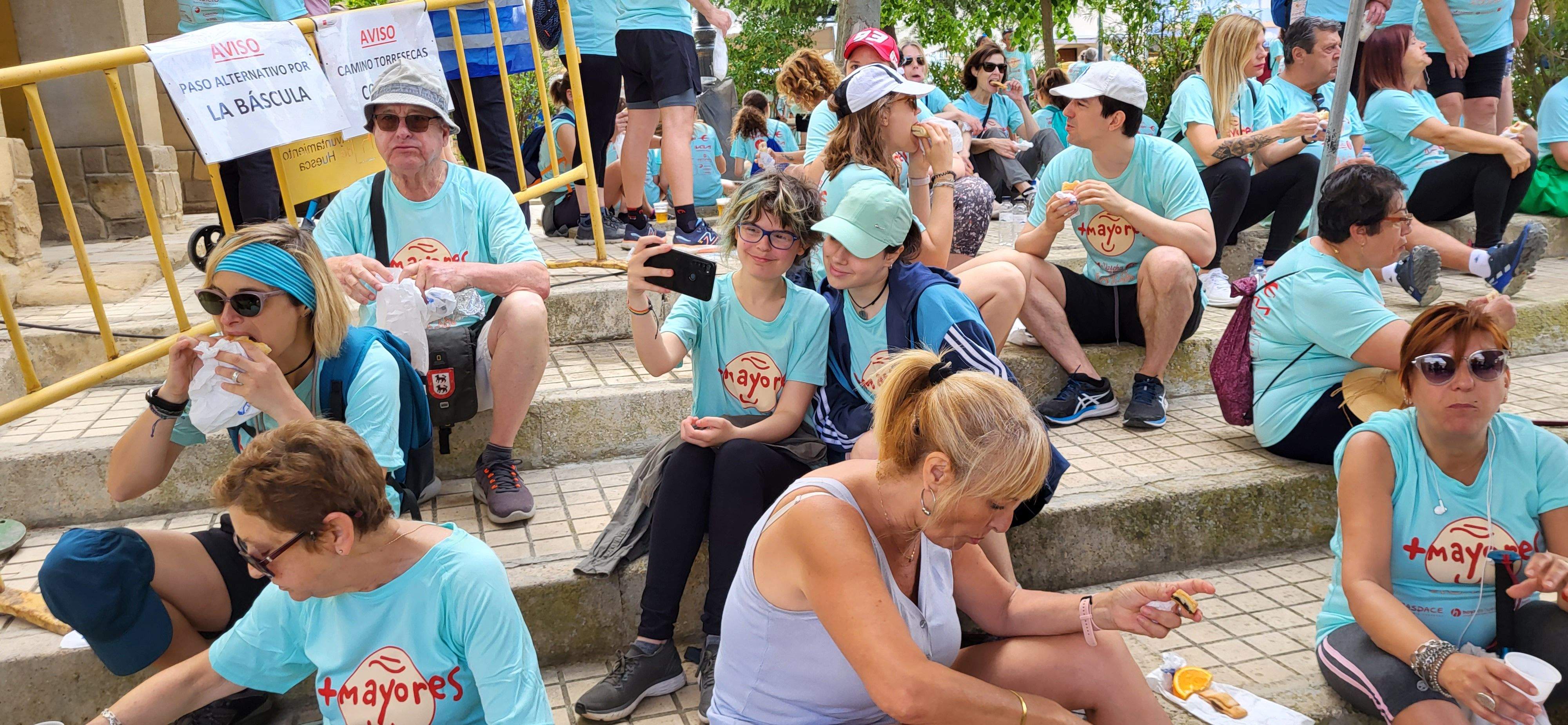 La Marcha Aspace en el avituallamiento de Banariés. Foto: Mercedes Manterola