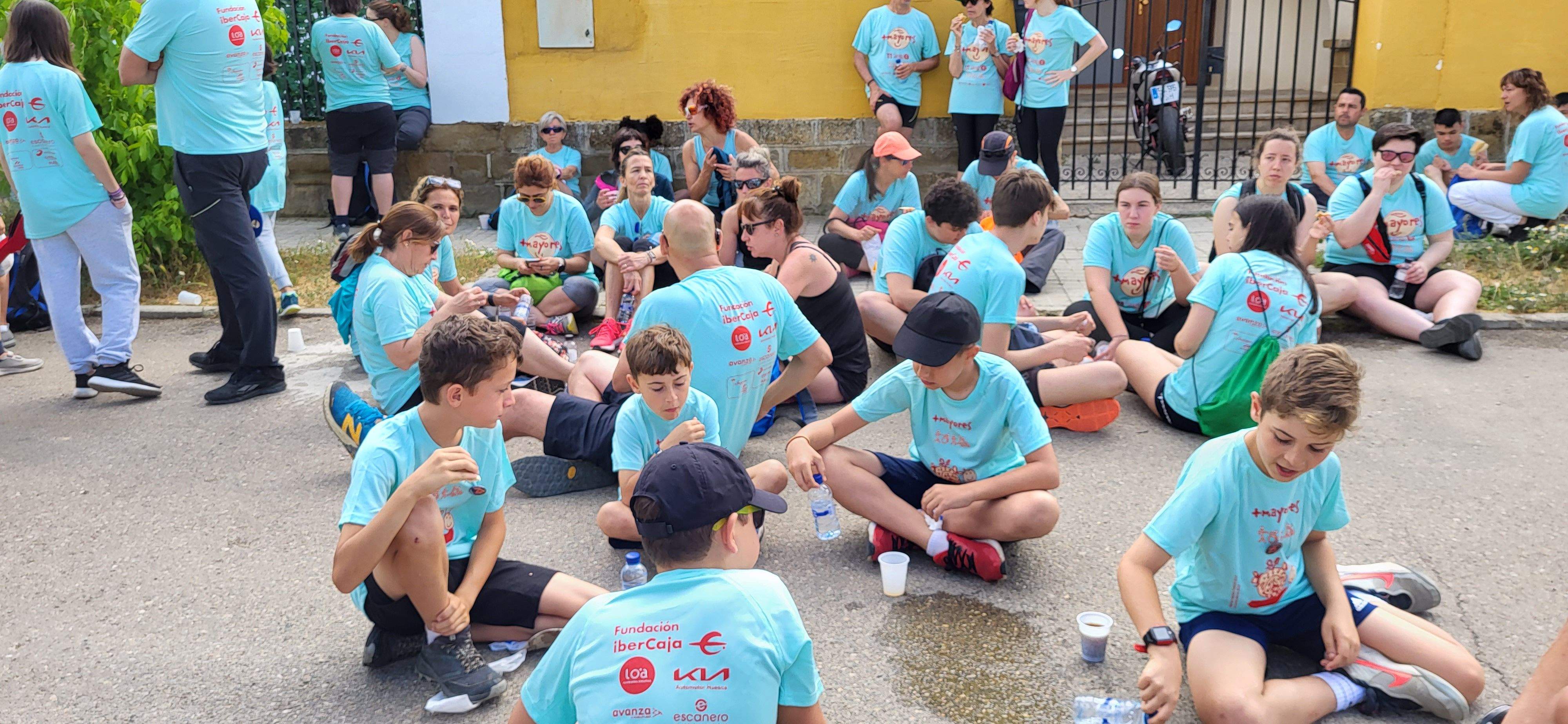 La Marcha Aspace en el avituallamiento de Banariés. Foto: Mercedes Manterola