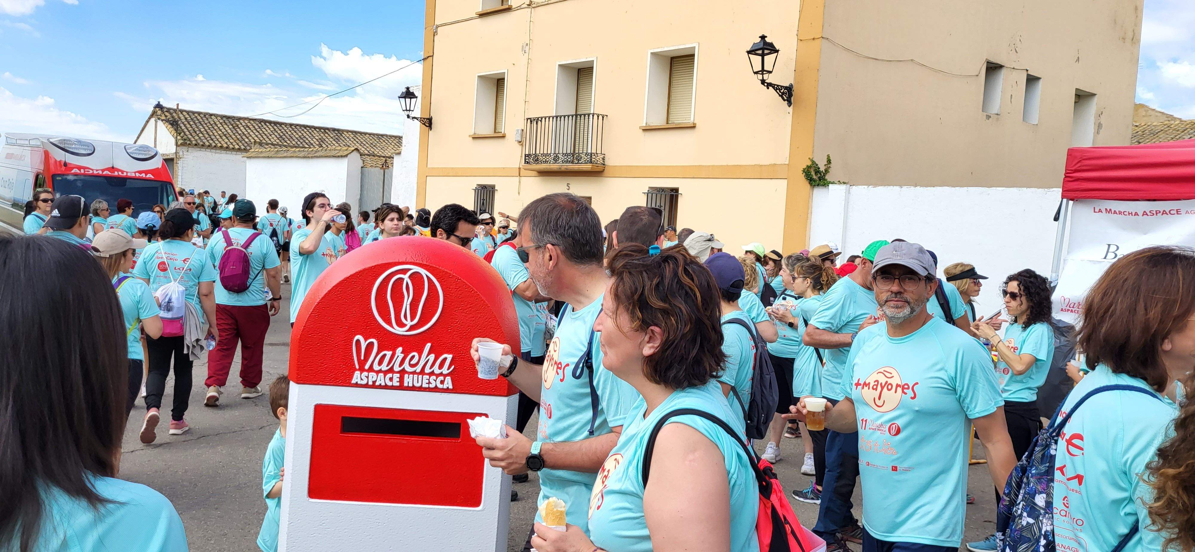 La Marcha Aspace en el avituallamiento de Banariés. Foto: Mercedes Manterola