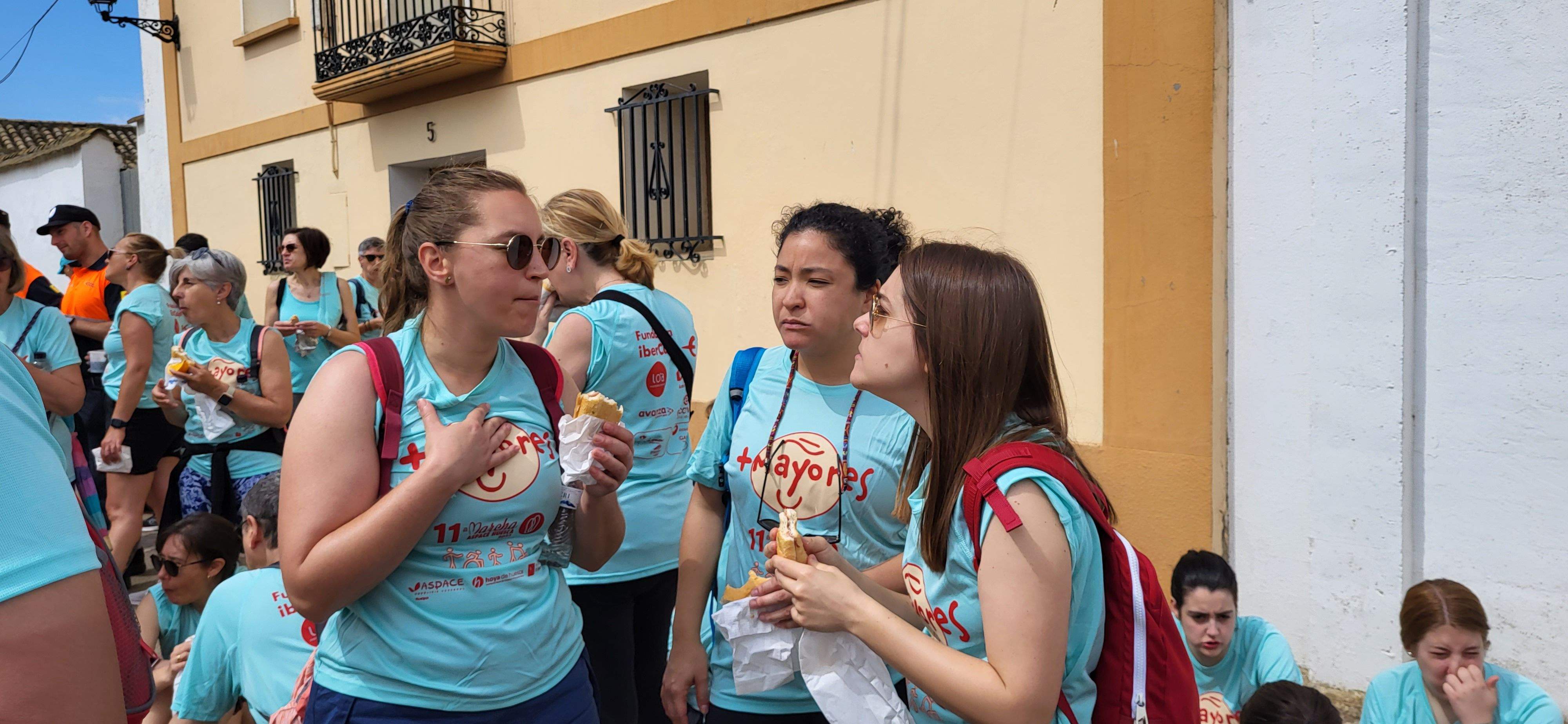 La Marcha Aspace en el avituallamiento de Banariés. Foto: Mercedes Manterola
