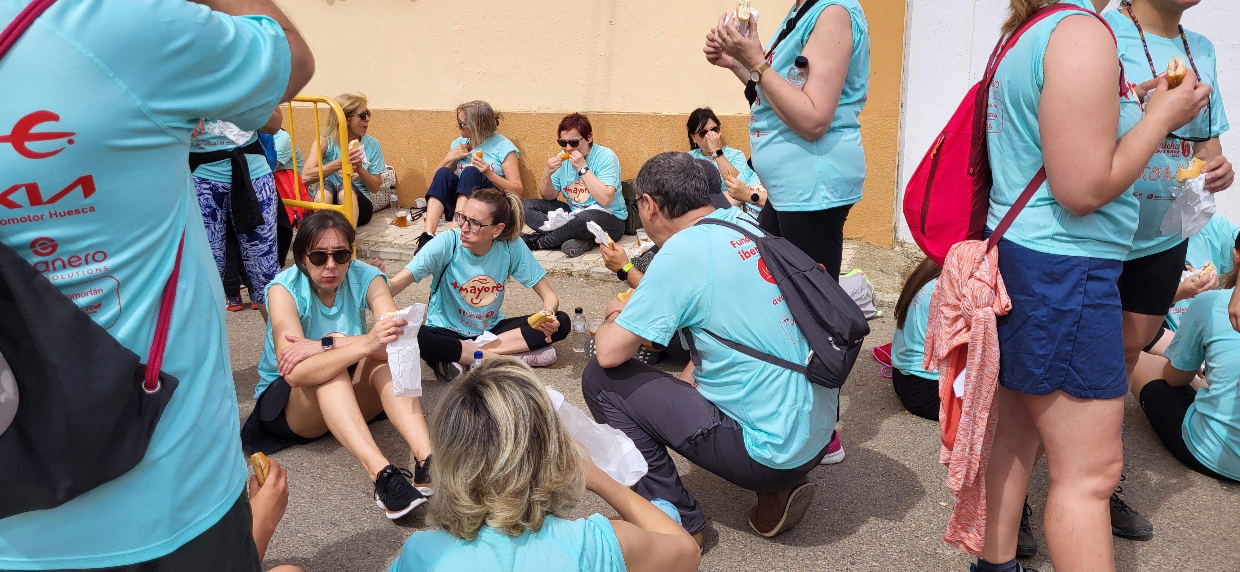 La Marcha Aspace en el avituallamiento de Banariés. Foto: Mercedes Manterola