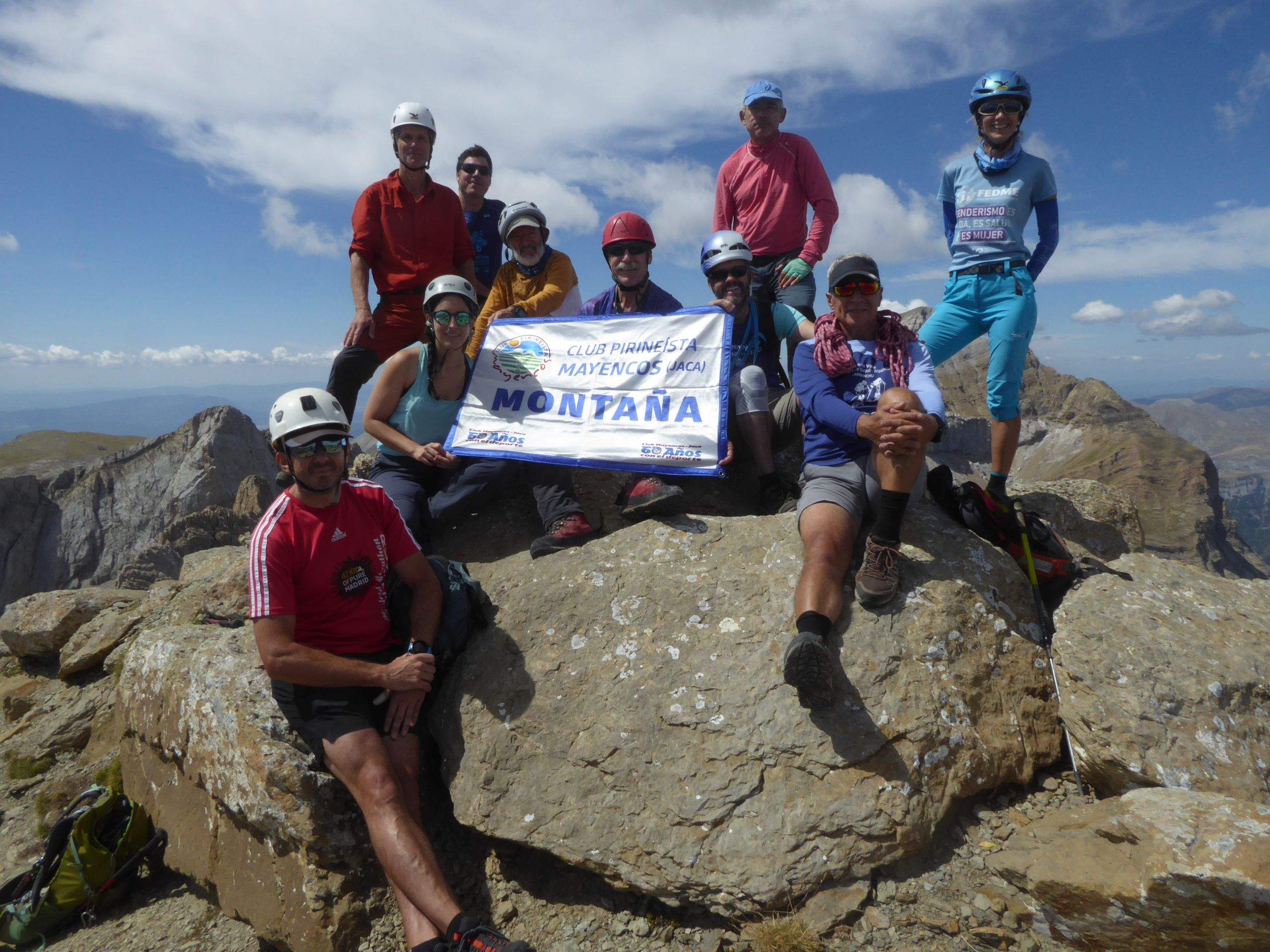 El CP Mayencos en el Pico Bucuesa