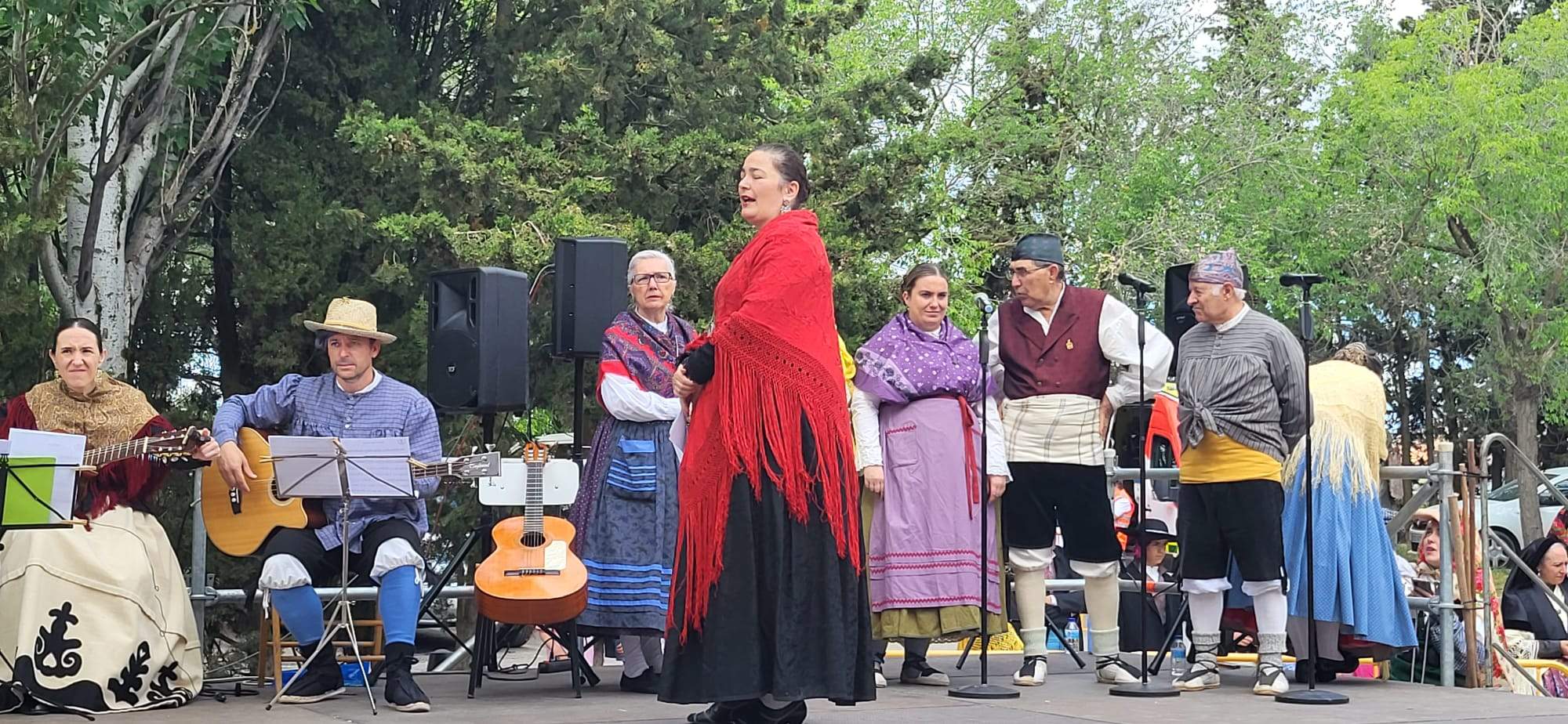 Romería de Nuestra Señora de Salas y de la Huerta en Huesca. Foto Javier García Antón
