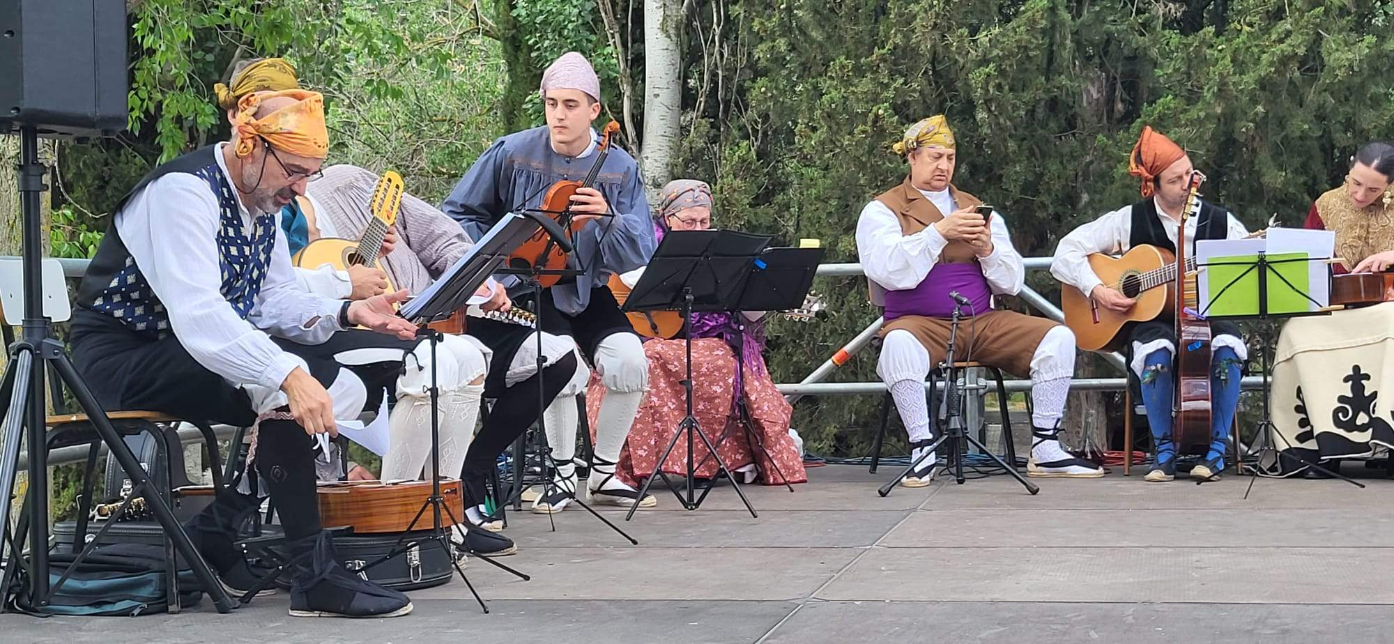 Romería de Nuestra Señora de Salas y de la Huerta en Huesca. Foto Javier García Antón