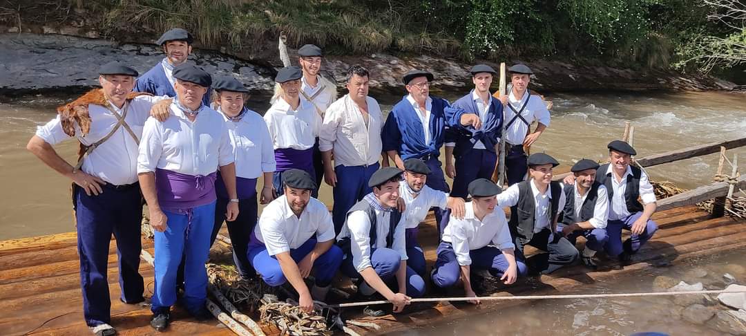 XIV Descenso de Navatas por el río Aragón Subordán.