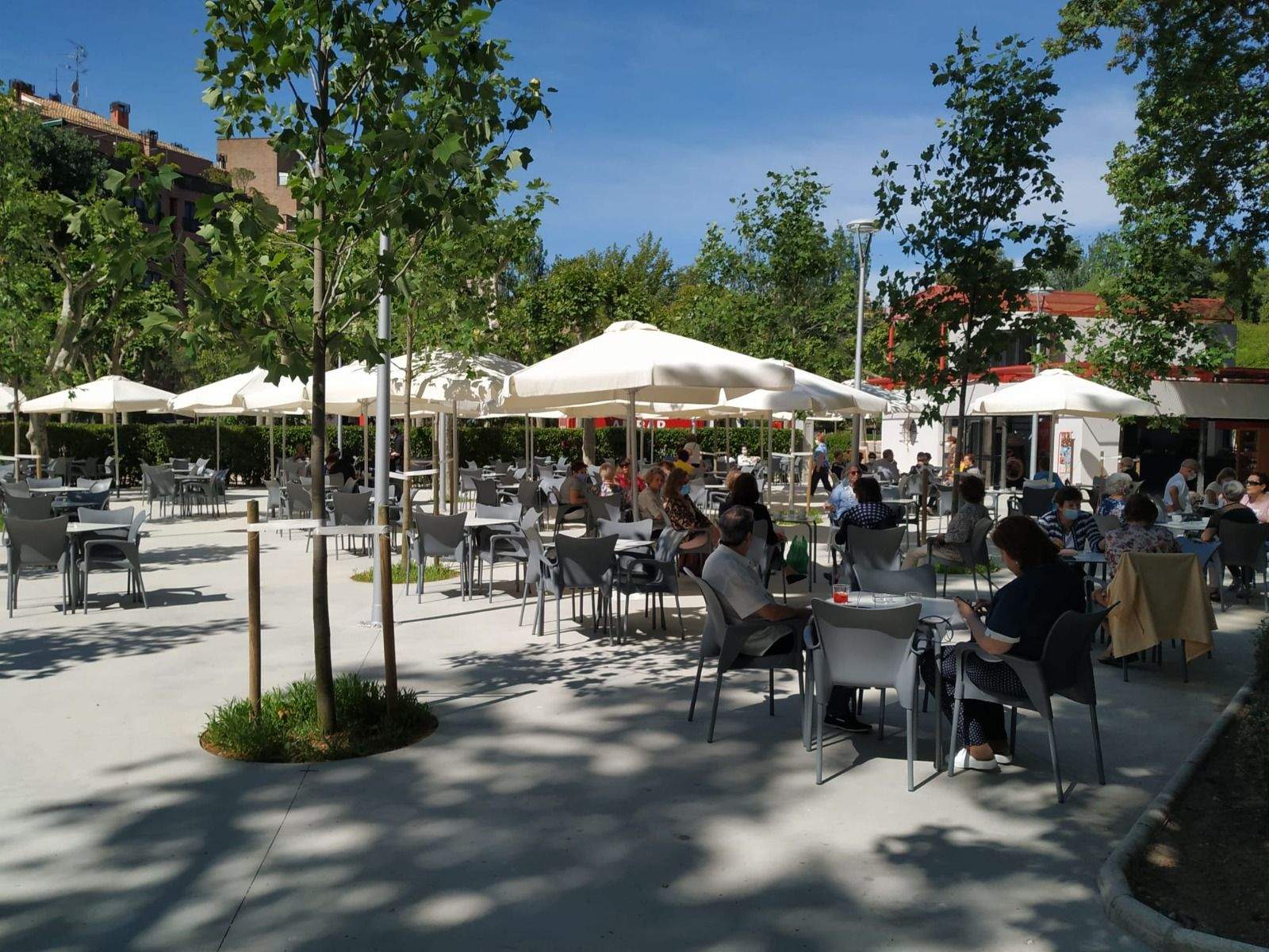 Parque bar. El Ayuntamiento busca concesionarios para el parque-bar y para el quiosco de los helados