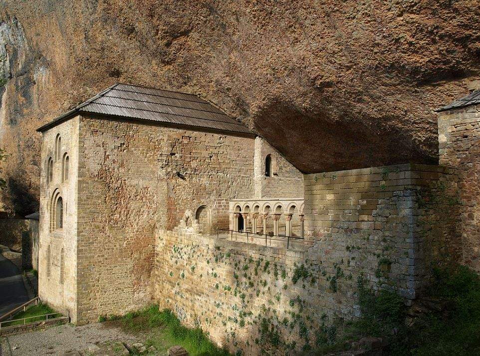 Real Monasterio de San Juan de la Peña.