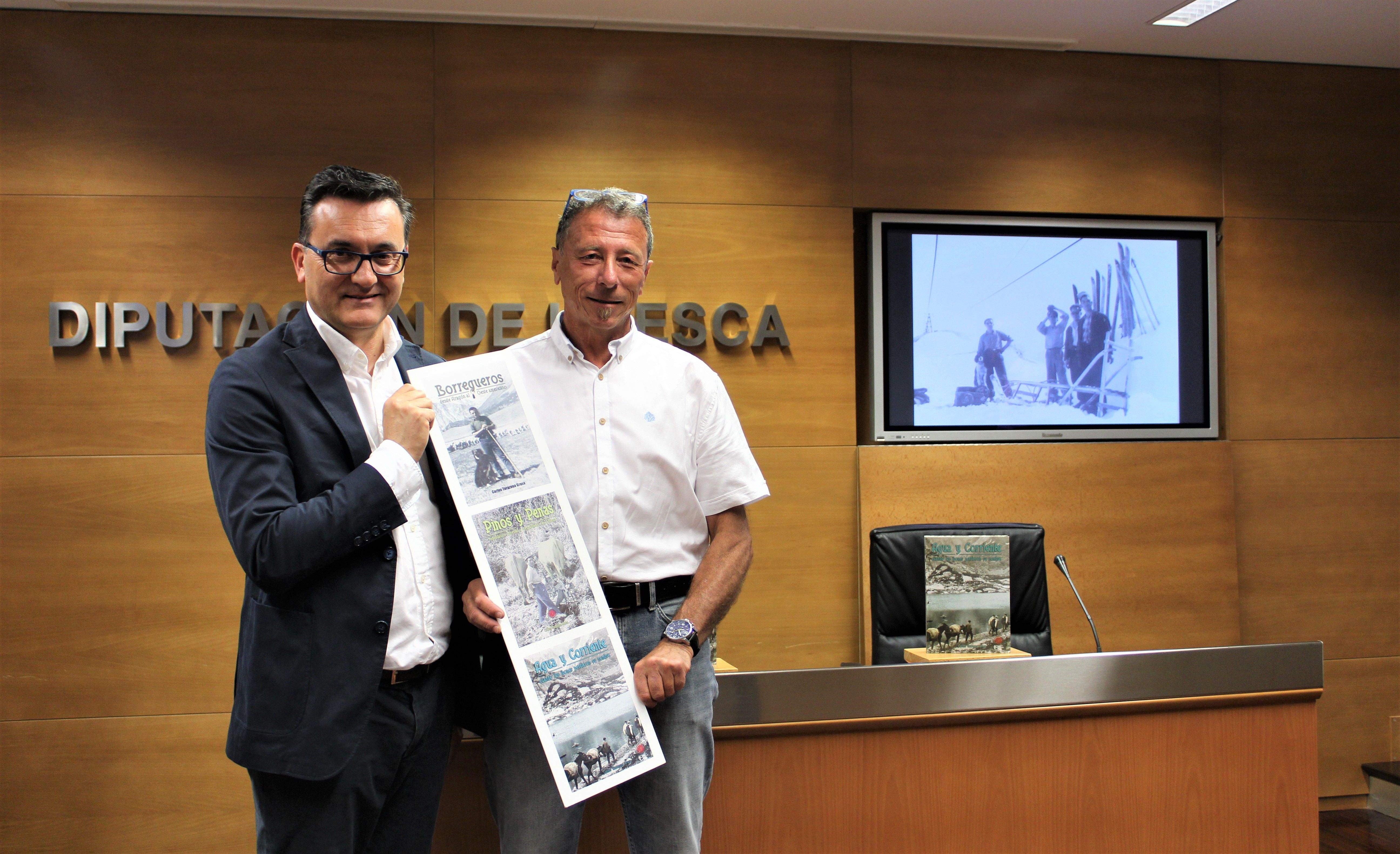 Roque Vicente y Carlos Tarazona en la presentación libro "Agua y Corriente".